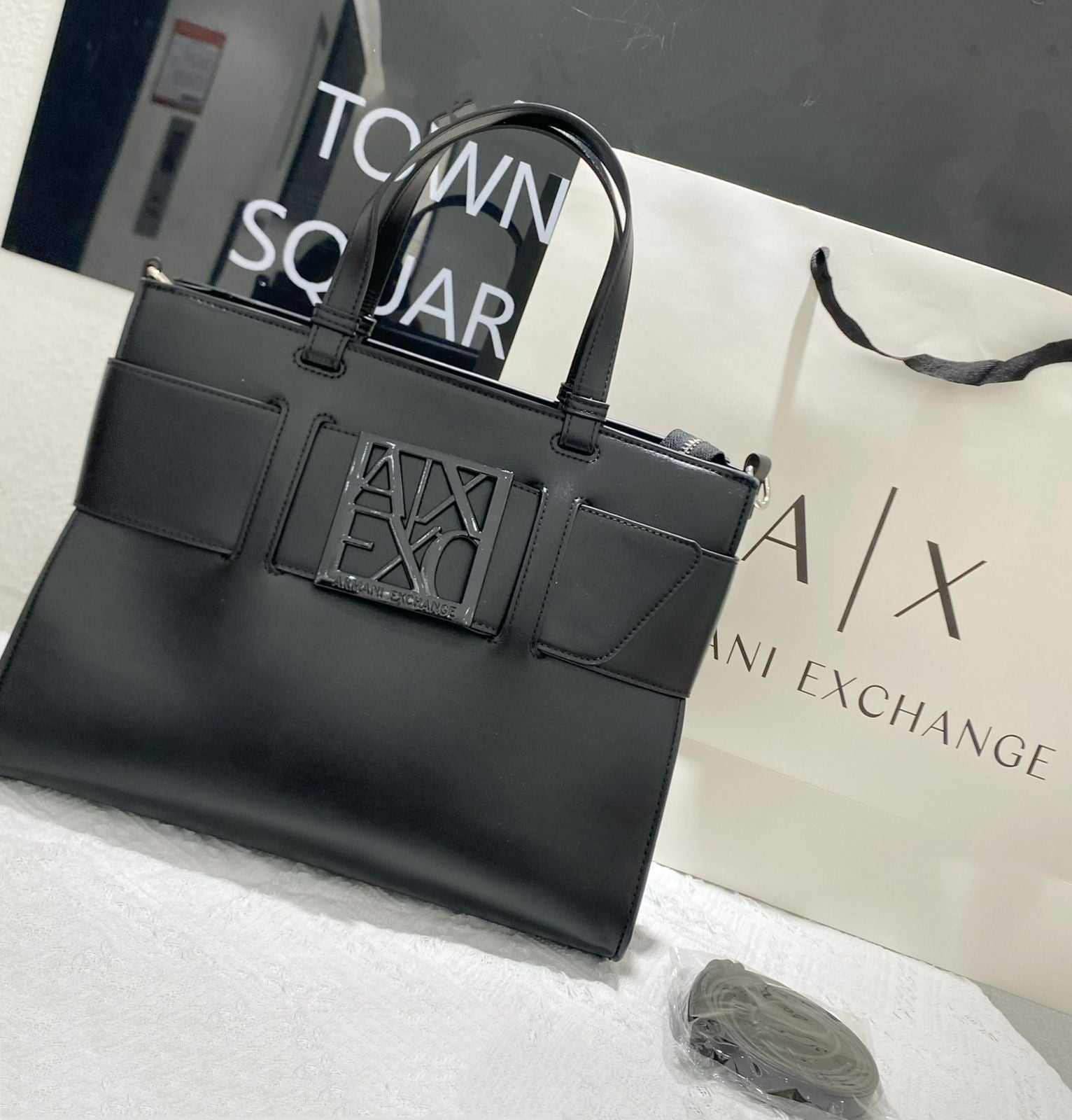 Armani Exchange Logo Plaque Tote Bag (Black)
