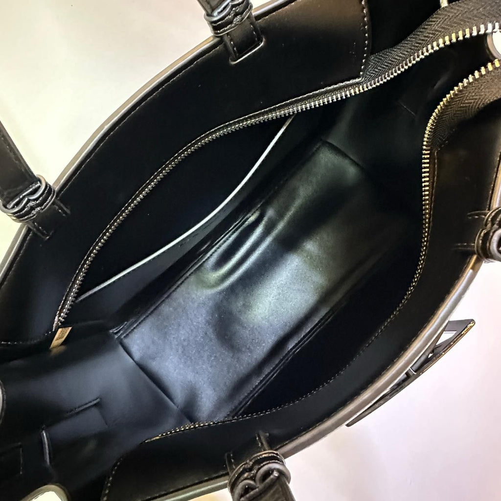 Armani Exchange Logo Plaque Tote Bag (Black)