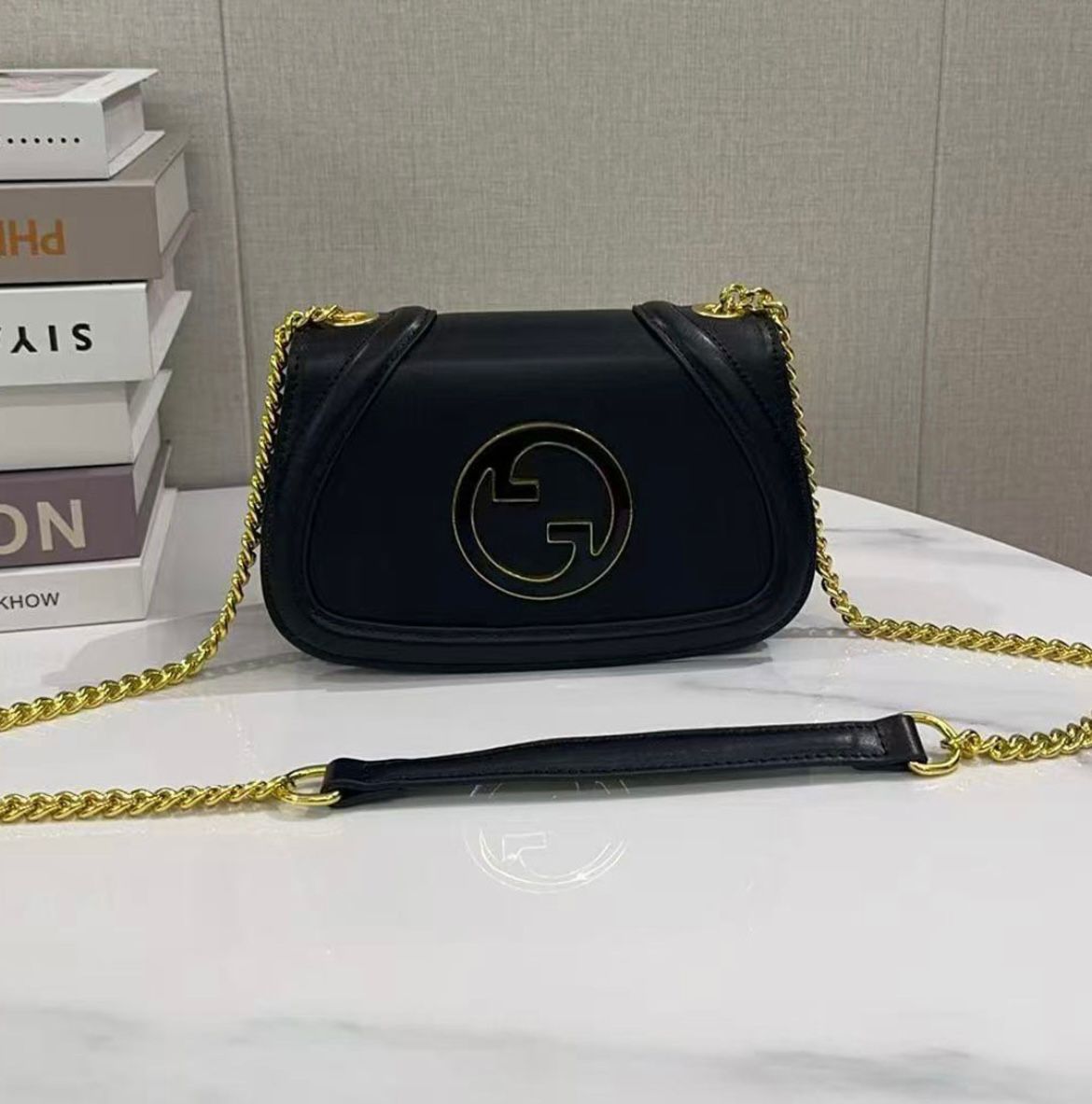 Gucci Blondie Small Shoulder Bag (Black)