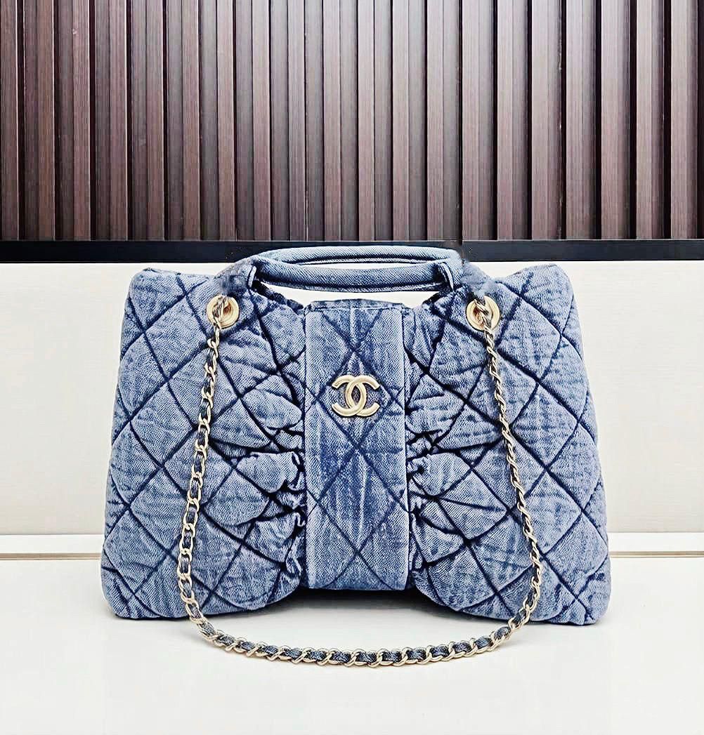 Chanel Quilted Denim Bow Tote (Blue Wash)