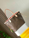 Louis Vuitton Neverfull MM (Monogram Canvas / Pivoine)