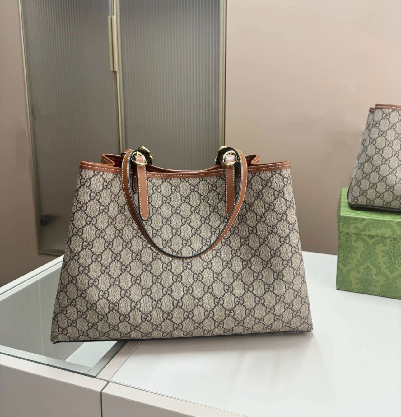 Gucci Ophidia GG Medium Tote Bag (Beige/Ebony & Brown)