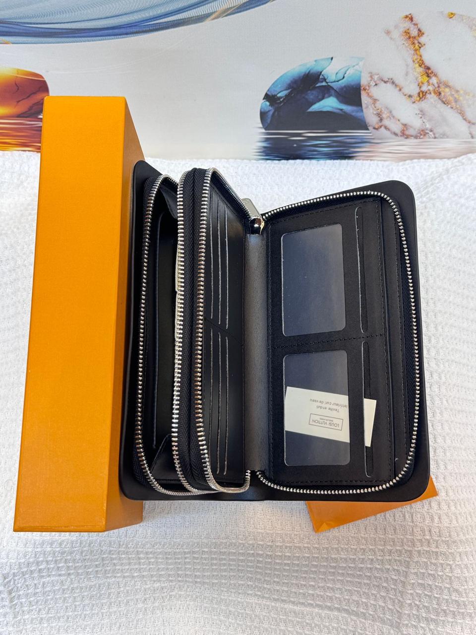 Louis Vuitton Zippy Organizer (Damier Graphite)