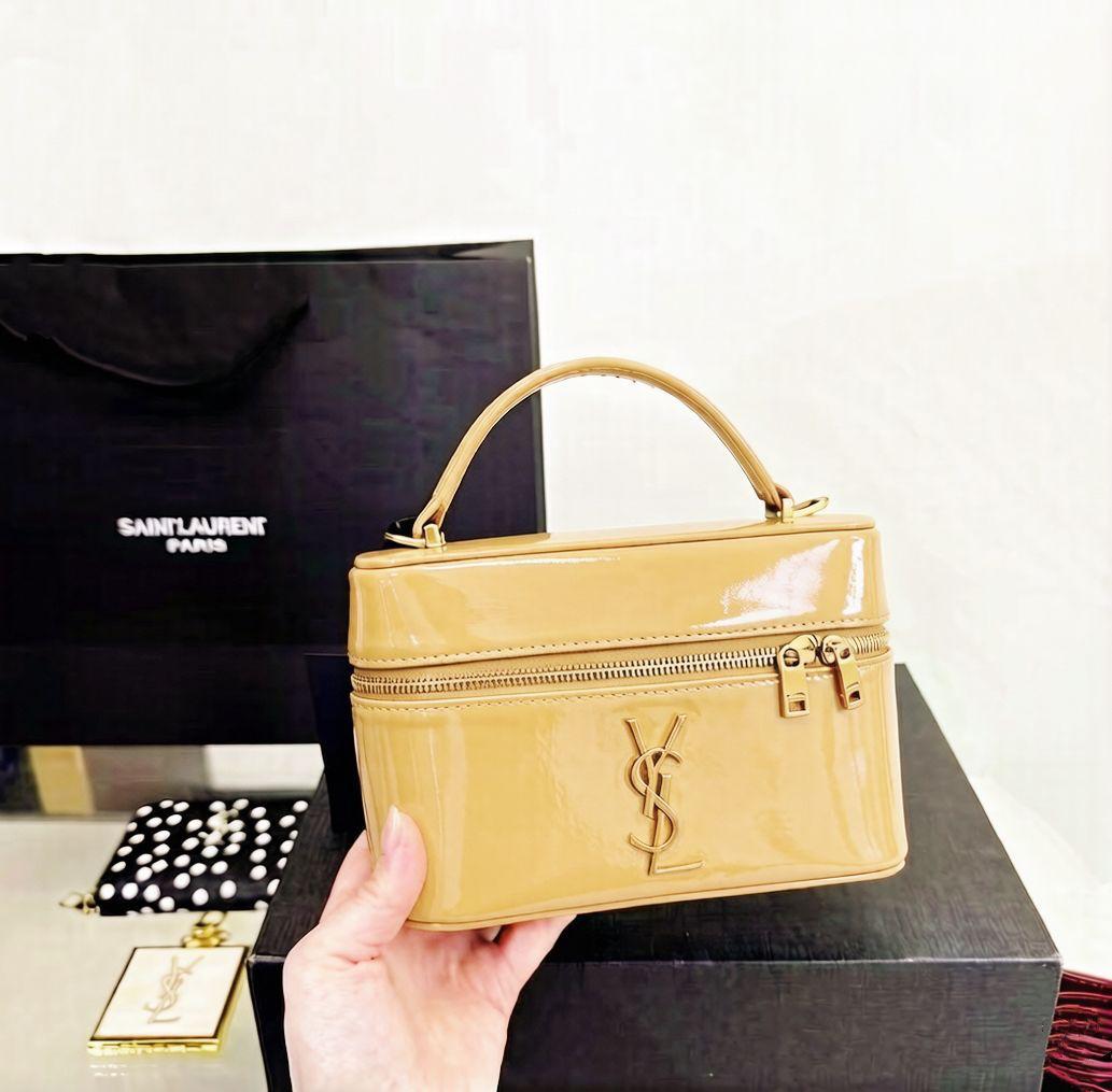 Saint Laurent Gaby Vanity Case (Nude/Beige)