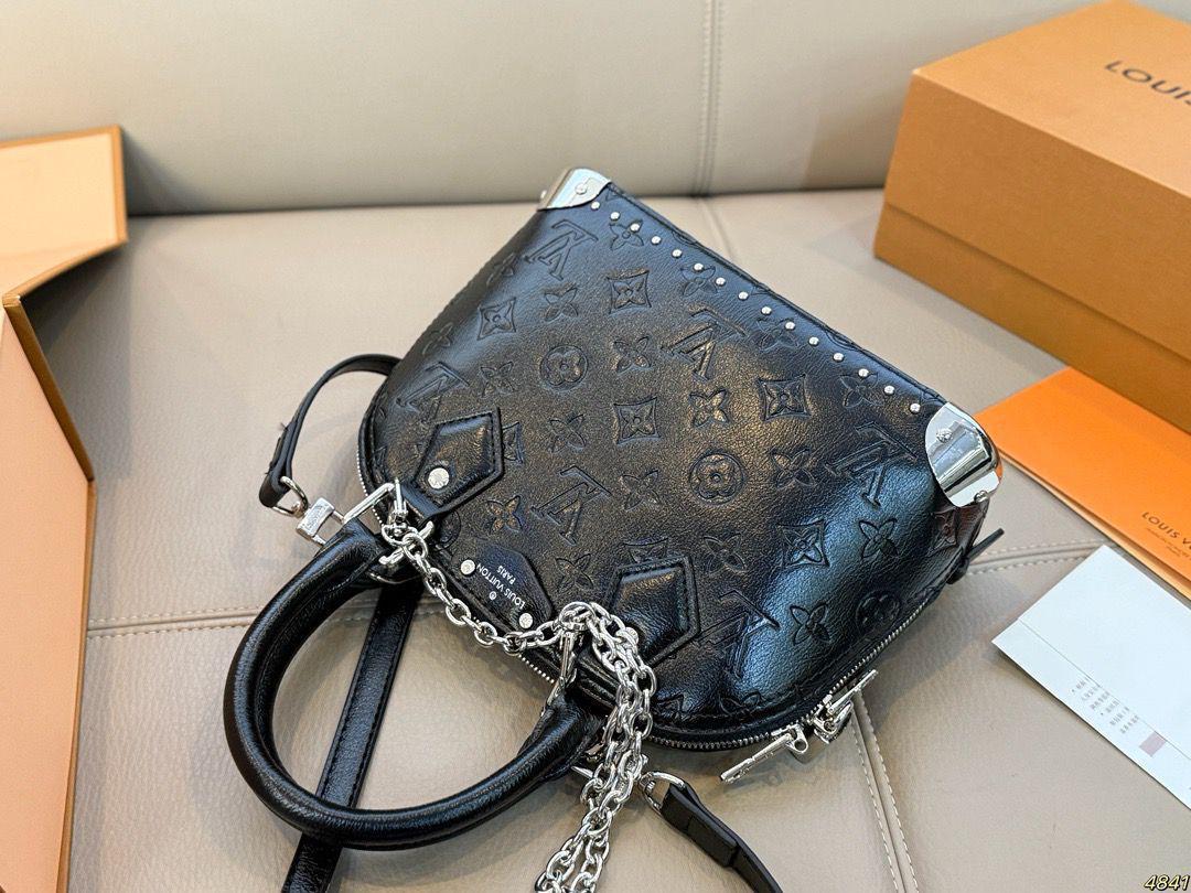 Louis Vuitton Neo Alma BB (Empreinte Leather with Studs - Black)