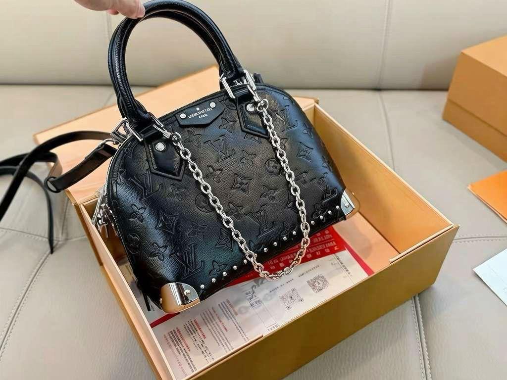 Louis Vuitton Neo Alma BB (Empreinte Leather with Studs - Black)