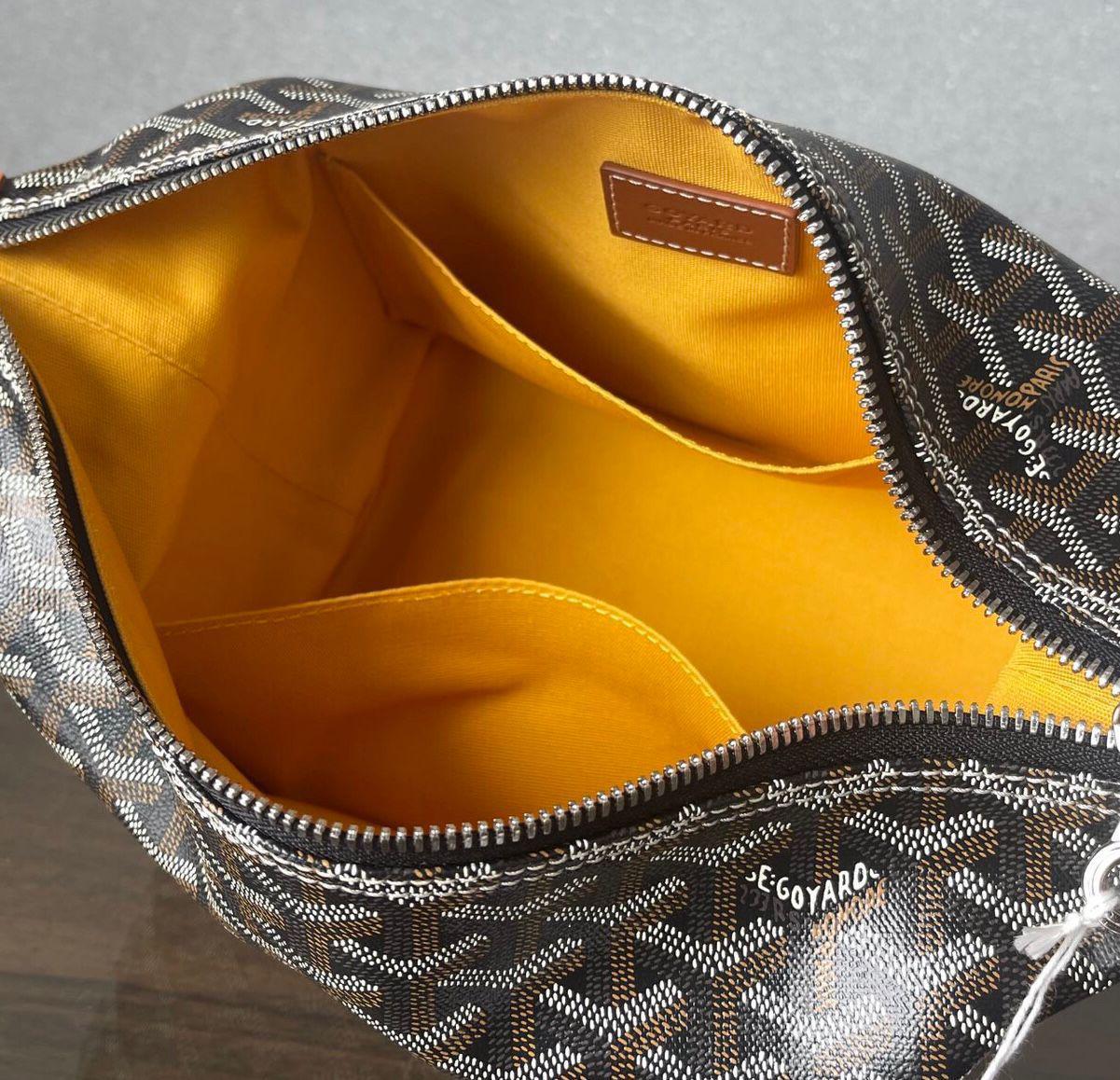 Goyard Jouvence MM Toiletry Case (Black & Tan)