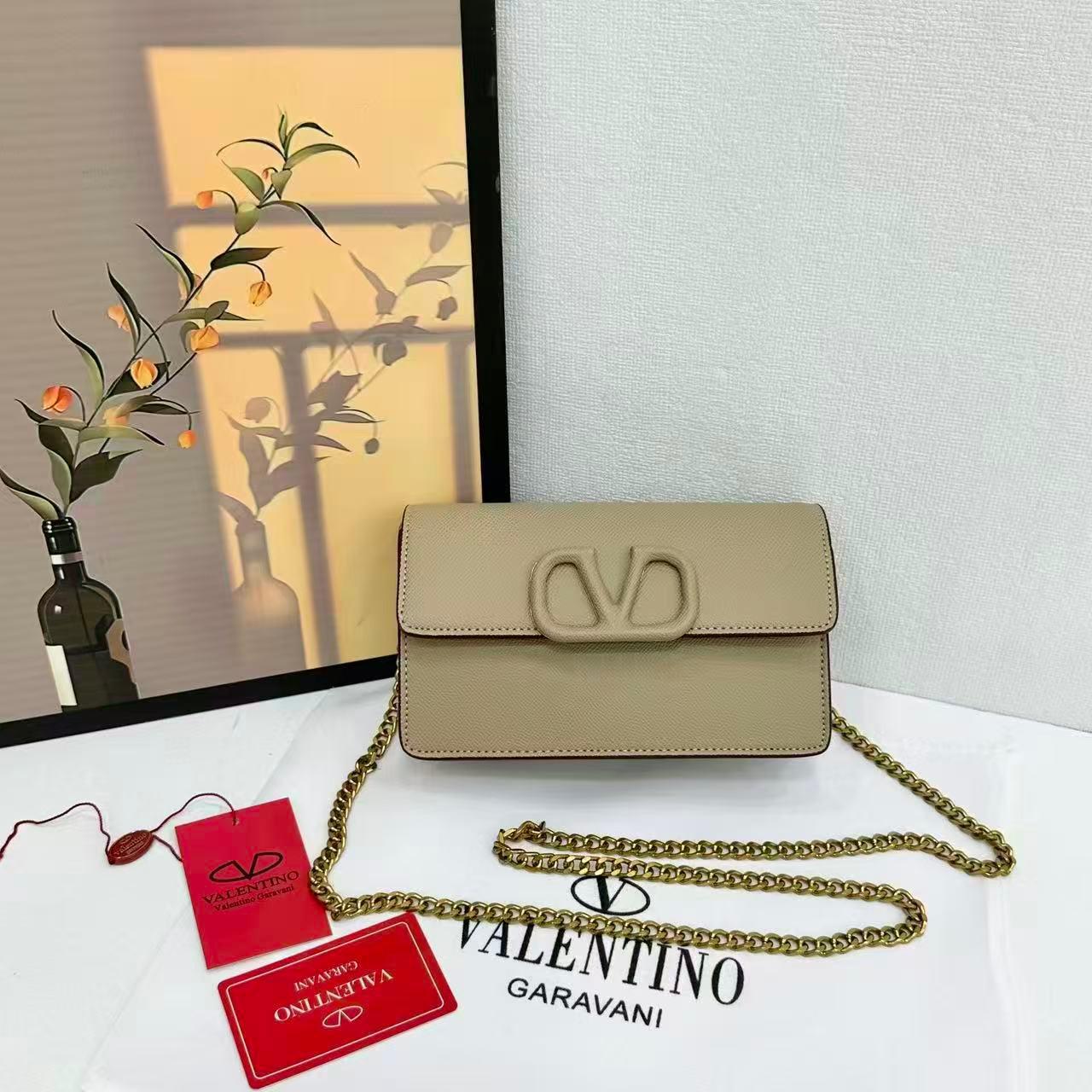 Valentino Garavani VLogo Signature Grainy Calfskin Chain bag (Beige)