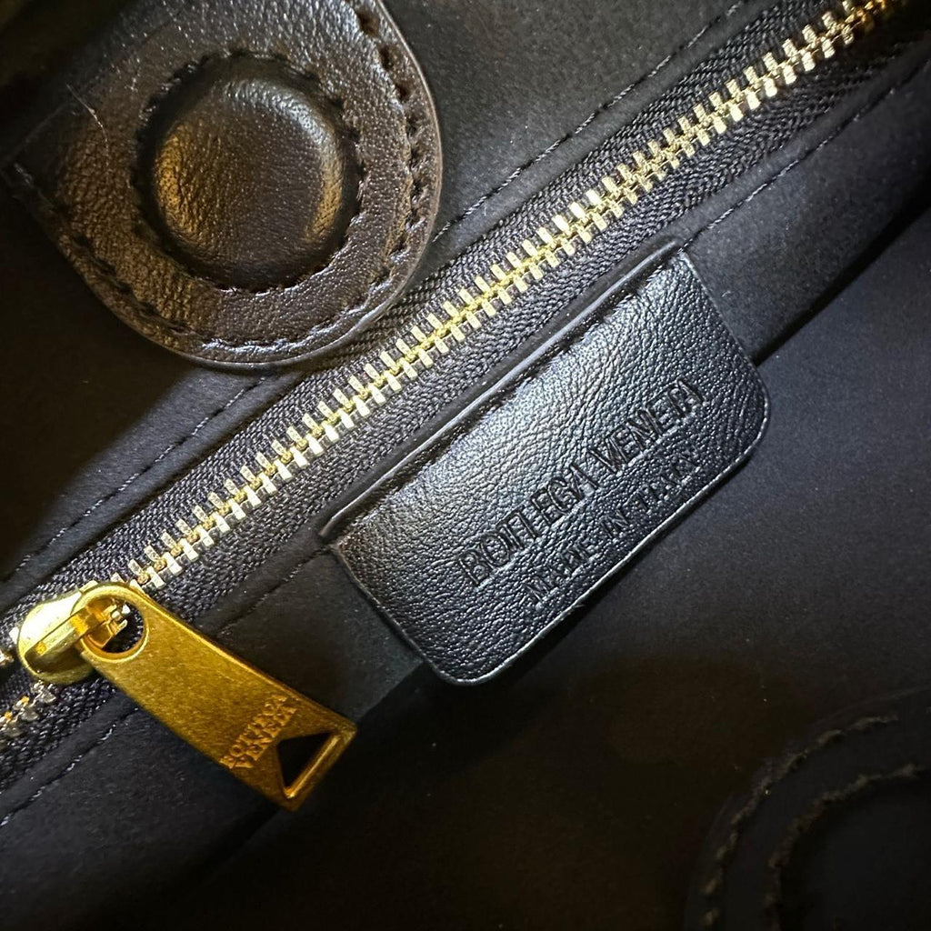 Bottega Veneta Small Sardine Shoulder Bag (Black)