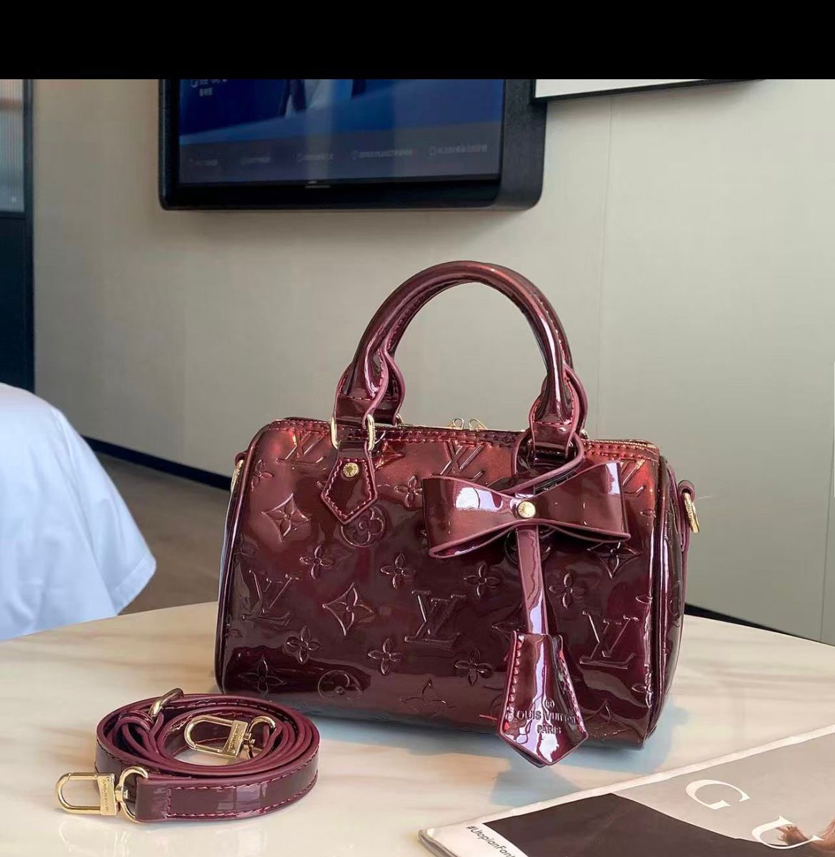 Louis Vuitton Speedy Bandoulière 20 (Amarante / Burgundy)