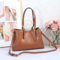 Gucci Signature Leather Tote (Tan/Light Brown)