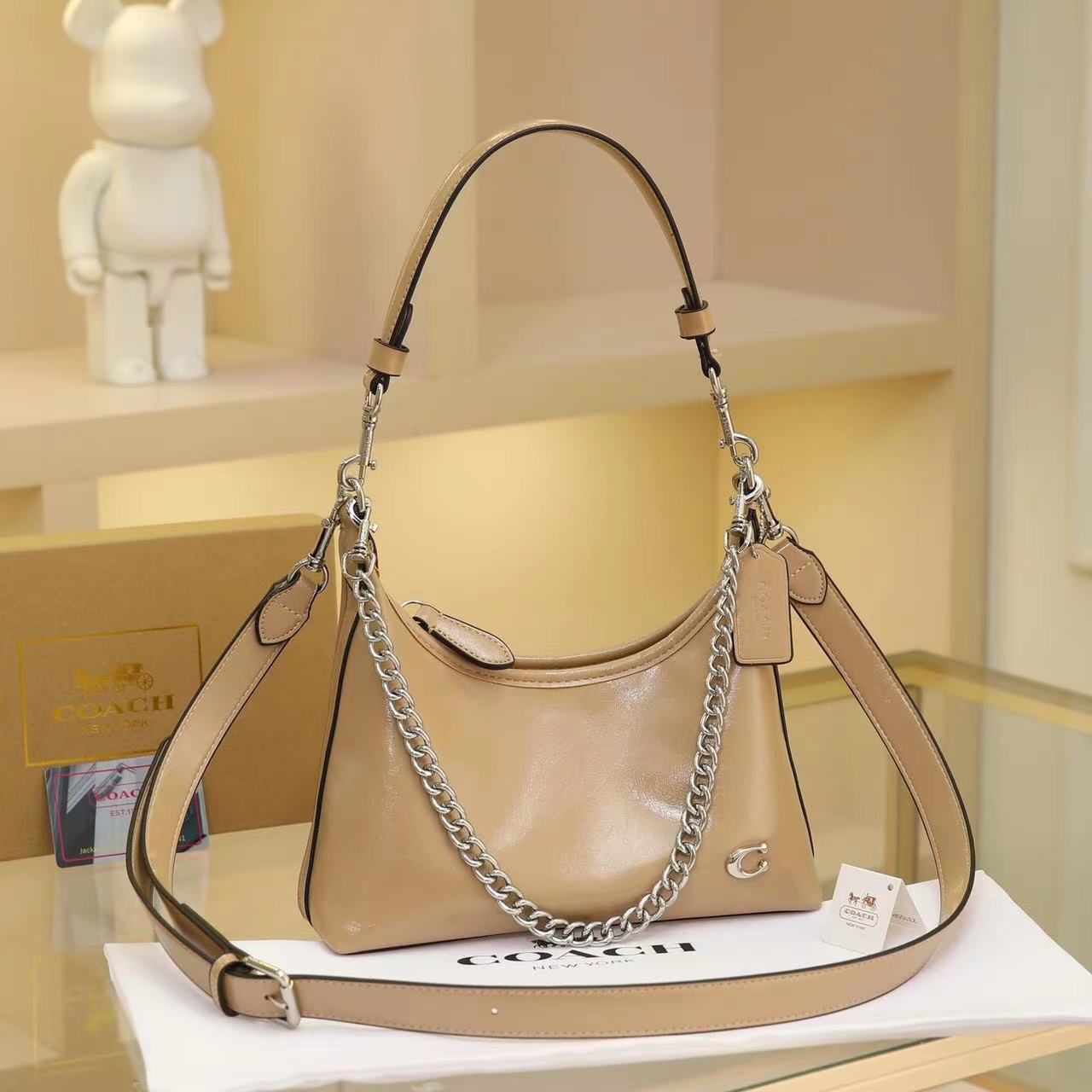 Coach Mira Shoulder Bag in Signature Canvas(Tan/Beige)