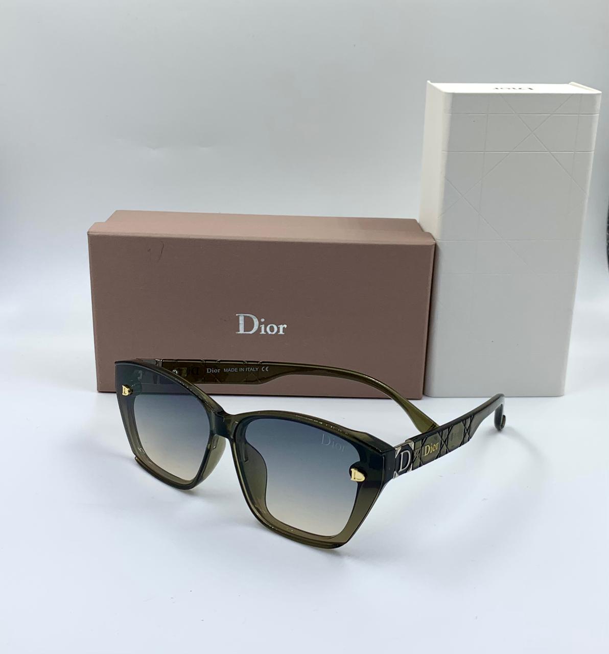 Dior Lady 95.22 S2I Butterfly Sunglasses in Olive Green
