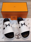 Hermès Chypre Sandal (Blanc / Noir)