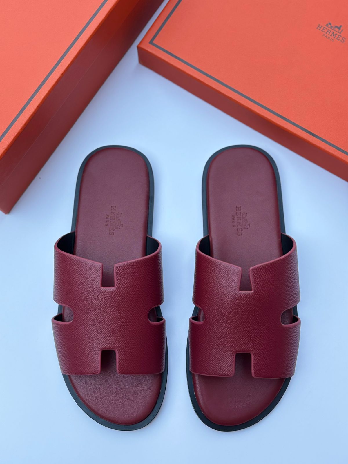 Hermès Izmir Sandal (Rouge H)