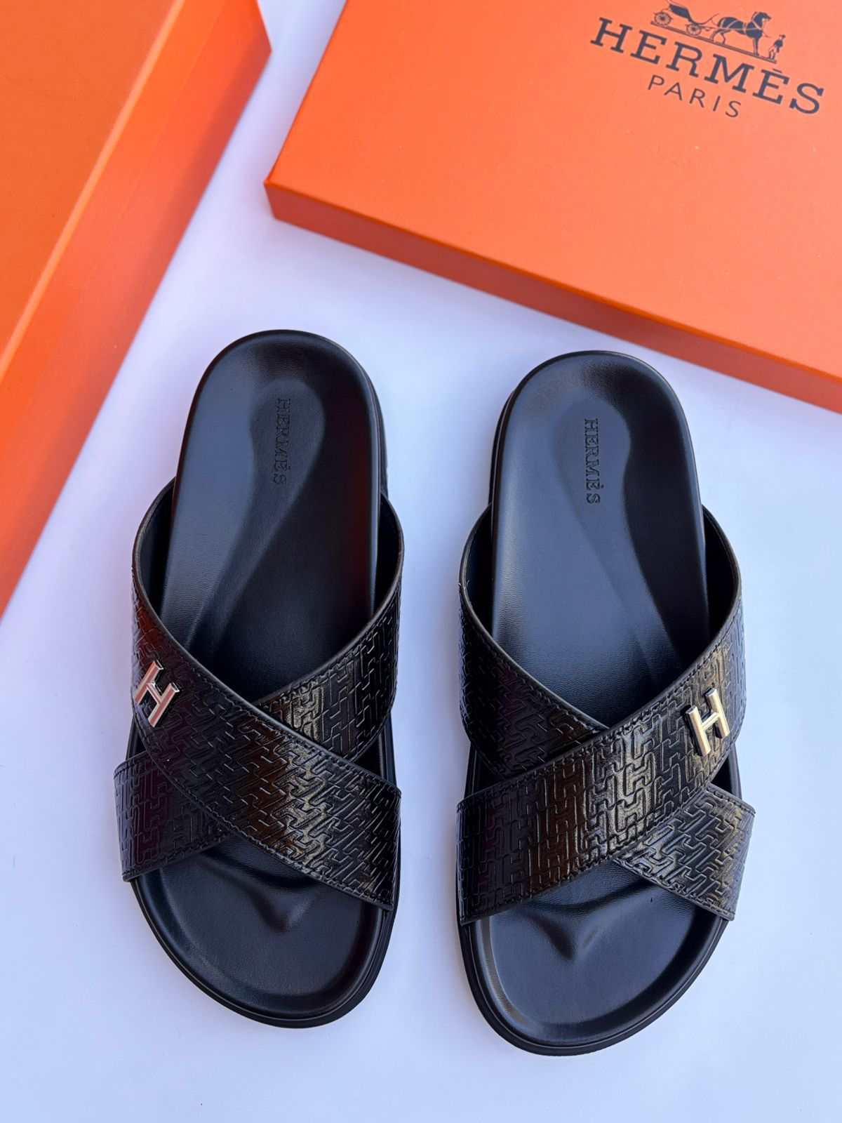 Hermès Izmir Sandal (Noir with H-3D Embossing)