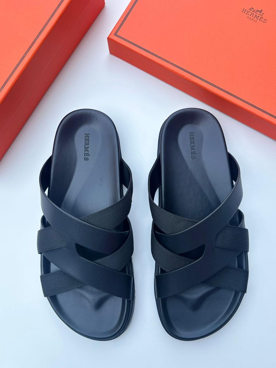 Hermès Chypre Sandal (Noir/Techno)