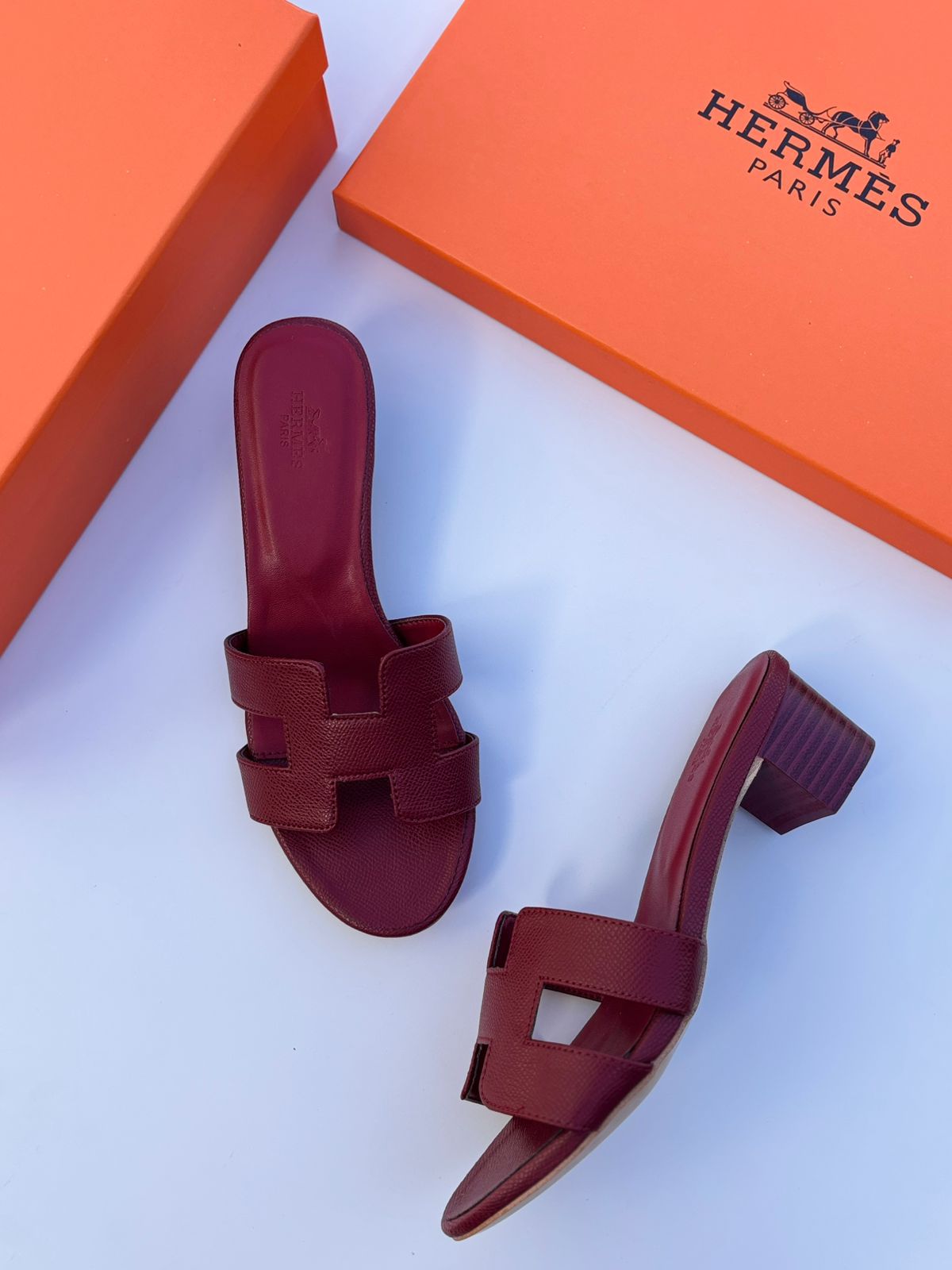 Hermès Oasis Sandals (Burgundy/Bordeaux)