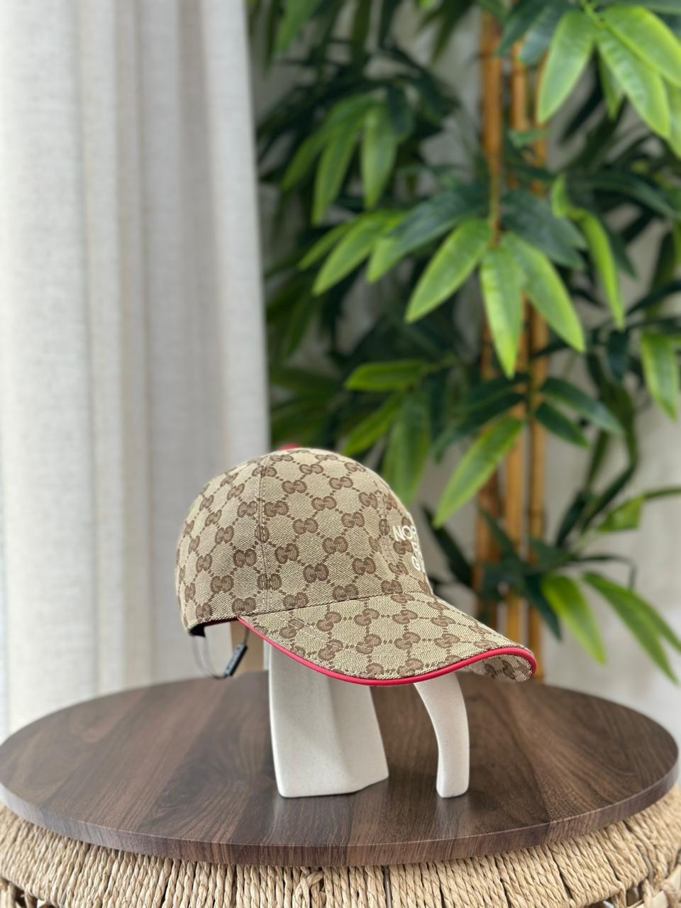 The North Face x Gucci GG Canvas Baseball Hat (Beige/Ebony/Red)