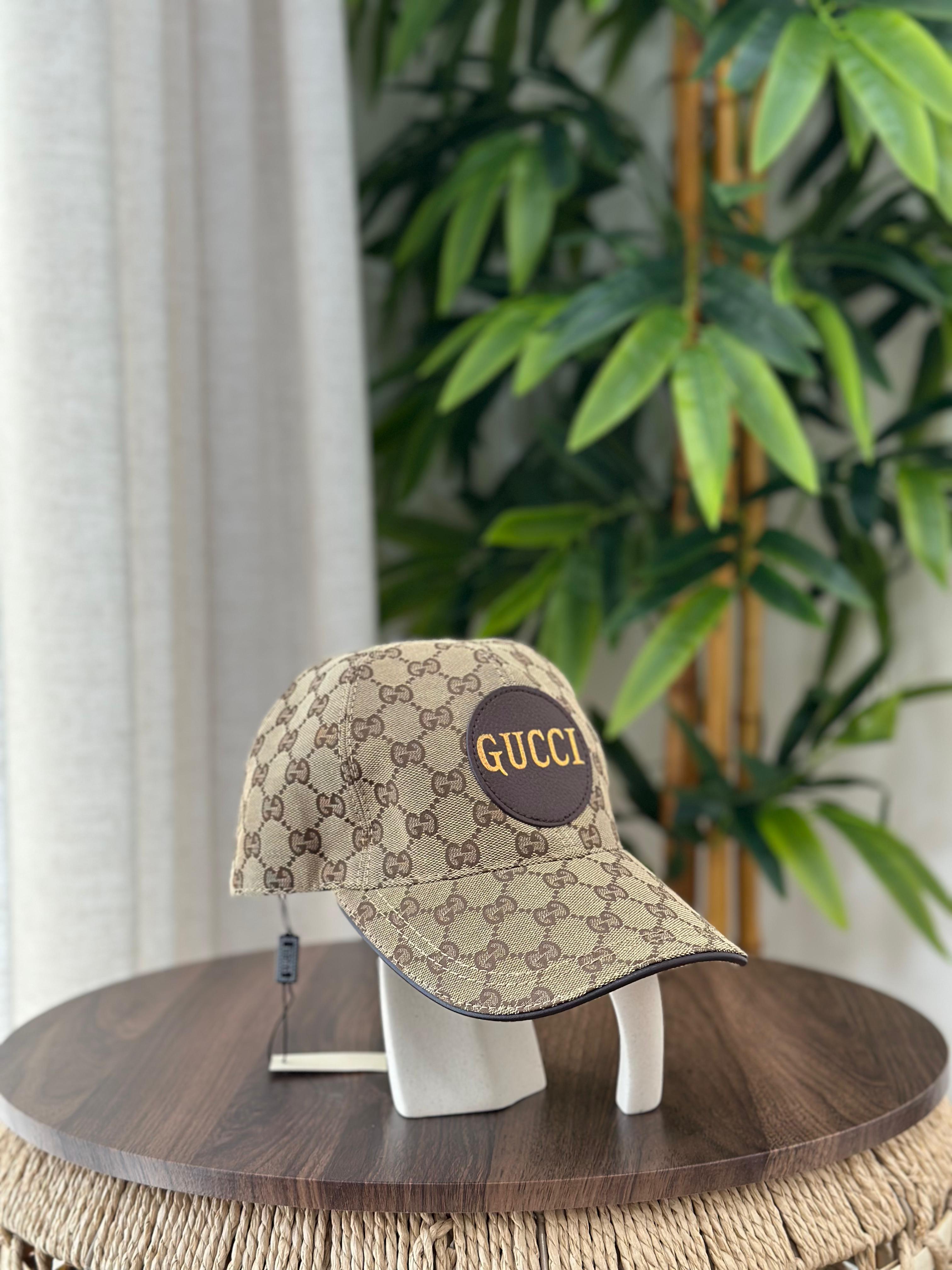 Gucci GG Canvas Baseball Hat with Logo Patch (Beige/Ebony)