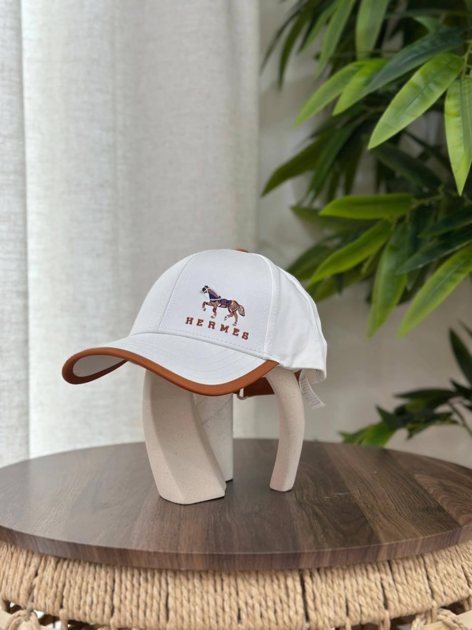 Hermès Miles "Cheval au Trait" Cap (Off-White/Tan)