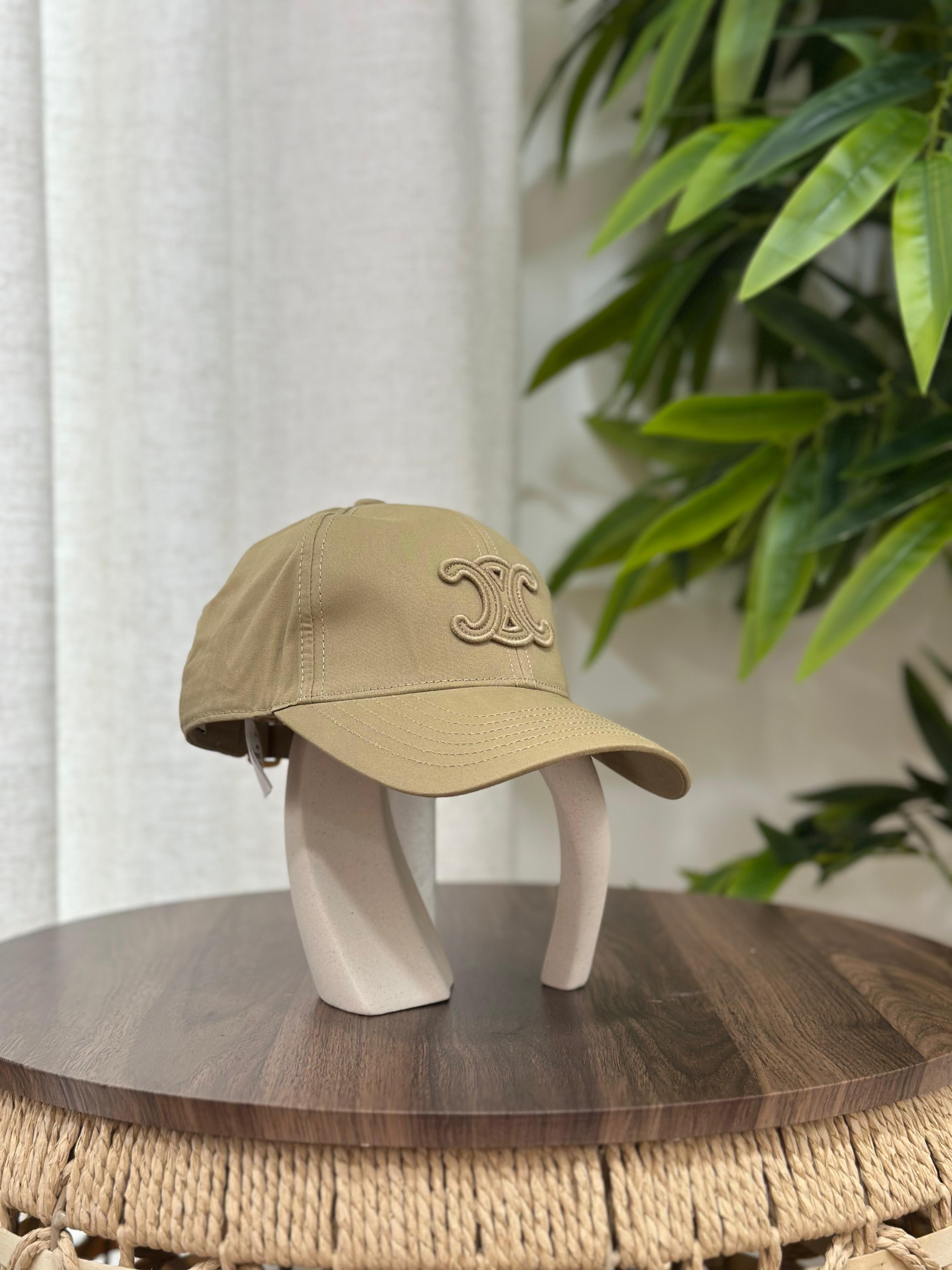 CELINE Triomphe Baseball Cap in Cotton (Khaki/Beige)