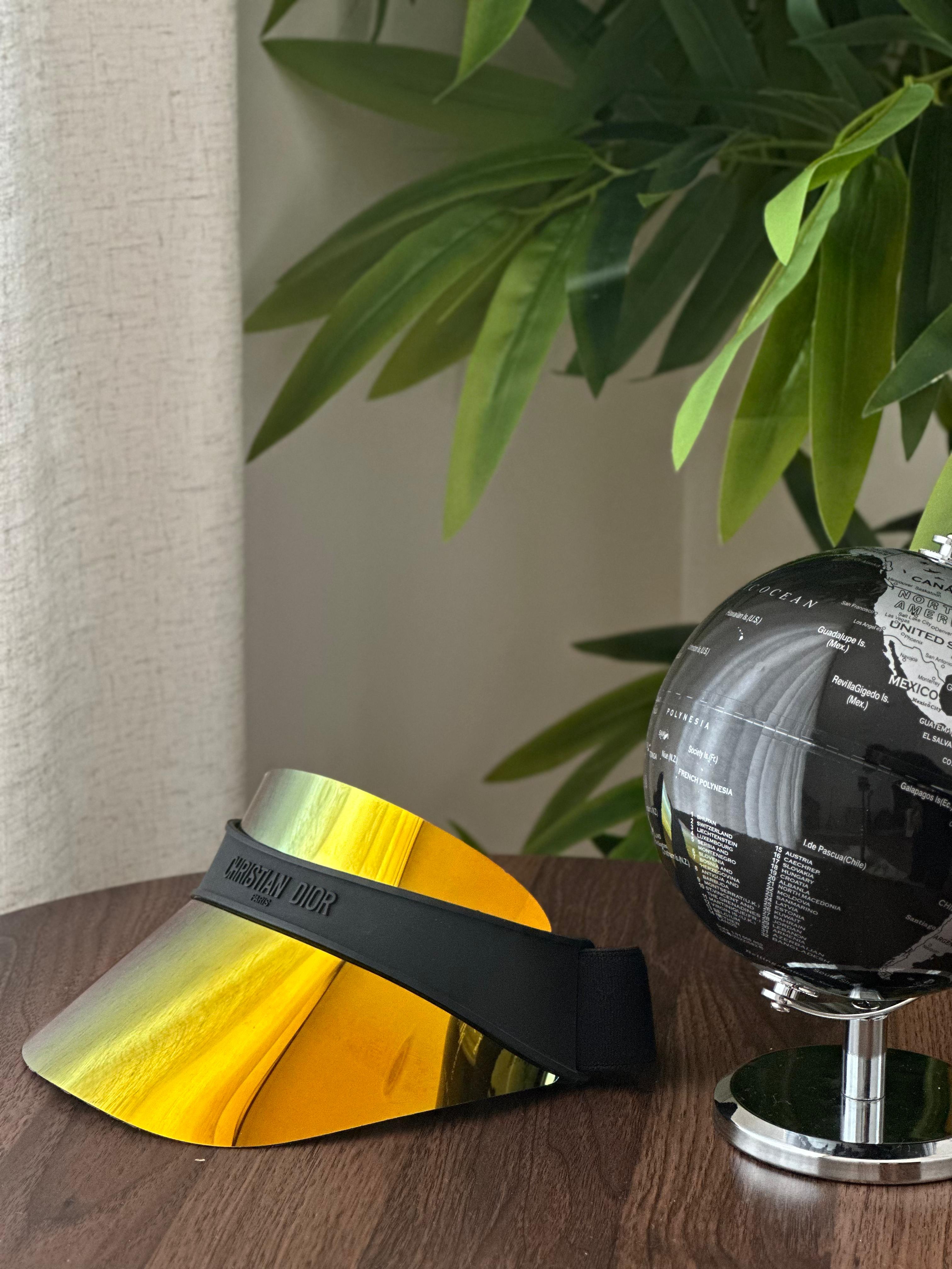 DiorClub V1U Visor (Black & Yellow Gold Mirror)