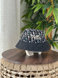 Christian Dior DiorOblique Bucket Hat with Script Embroidery (Multicolor/Black)