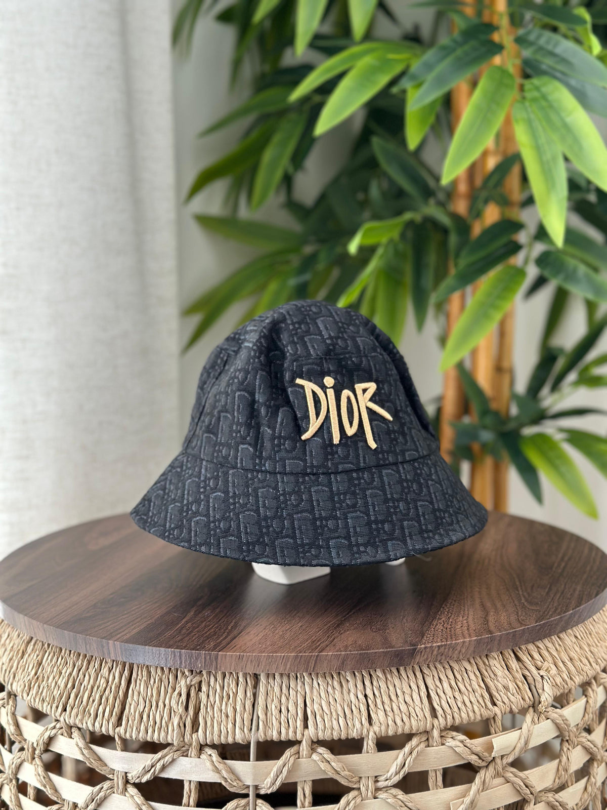 Christian Dior DiorOblique Bucket Hat with Logo Patch (Black / Gold)
