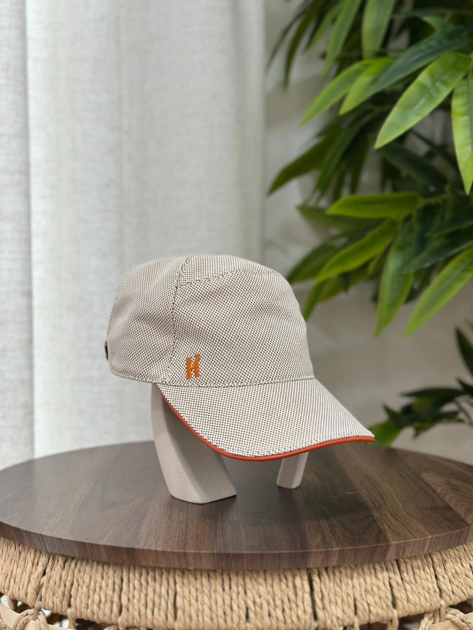 Hermès Miles H Circle Cap (Beige/Orange)