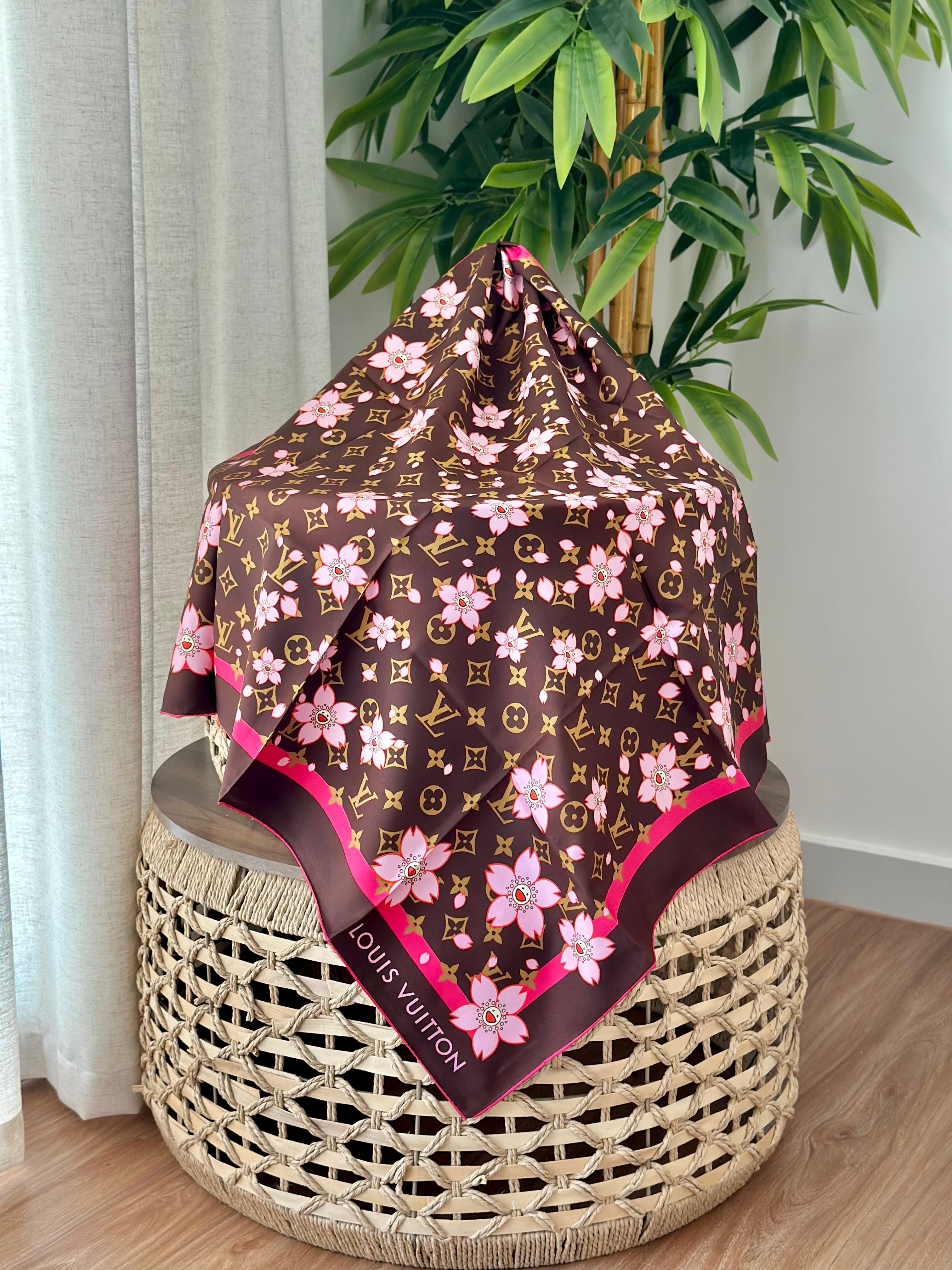 Louis Vuitton Monogram Cherry Blossom Square 90 (Brown/Pink)