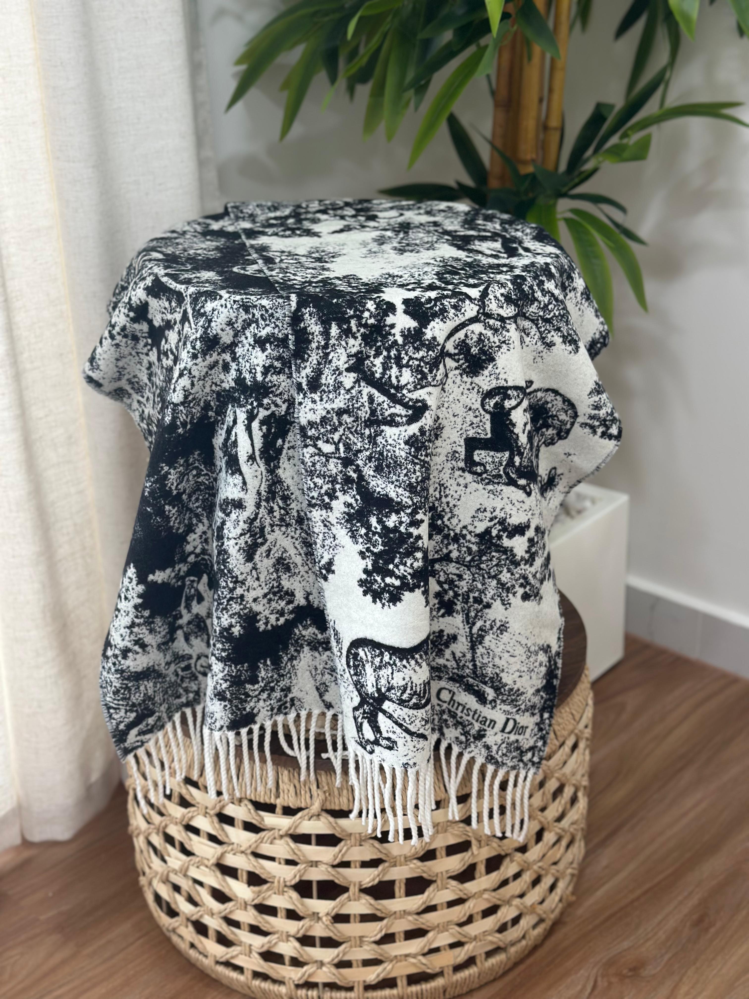 Dior Toile de Jouy Sauvage Blanket Scarf (Black/White)