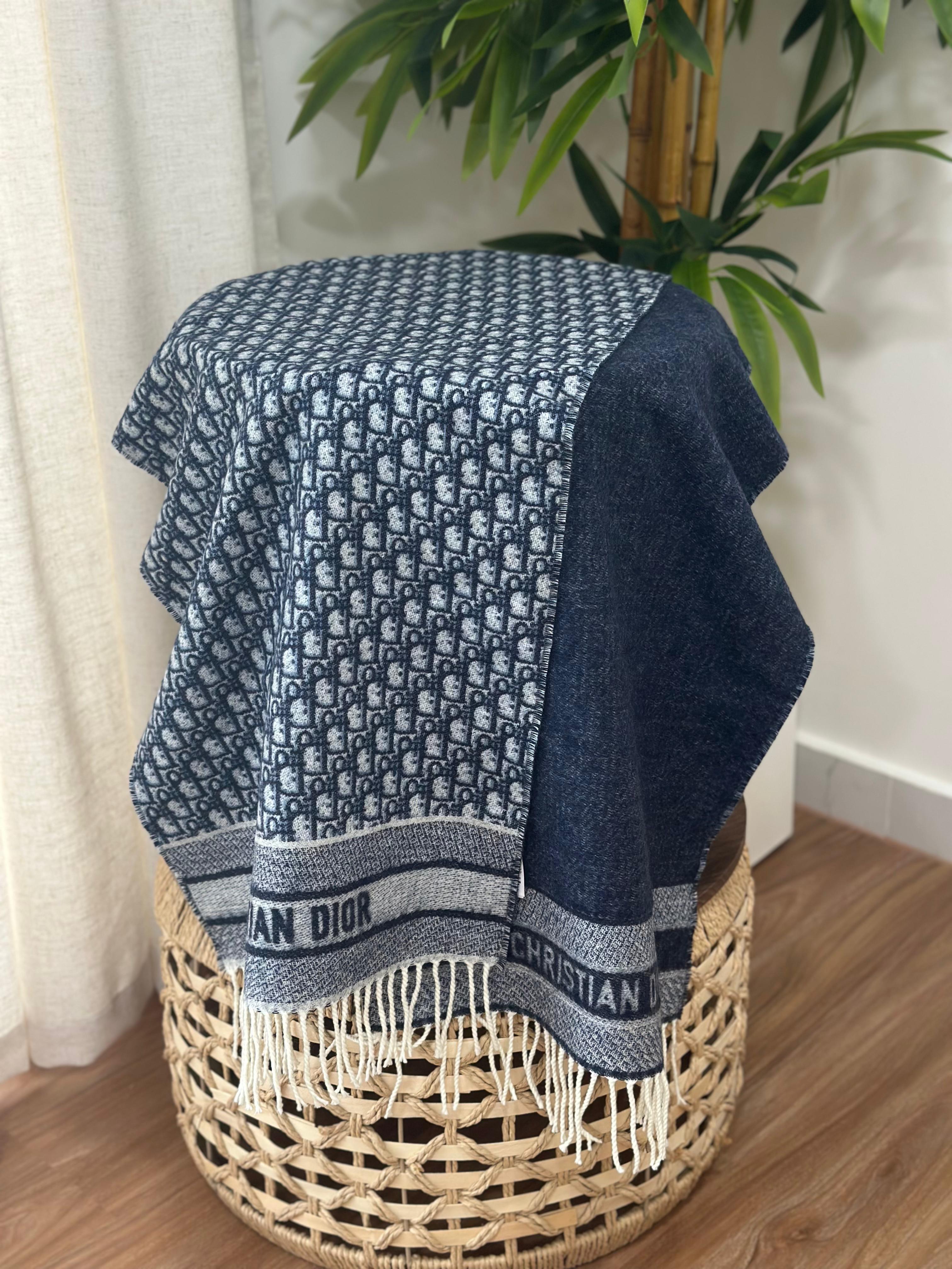 Dior Oblique Blanket Scarf (Navy Blue/White)