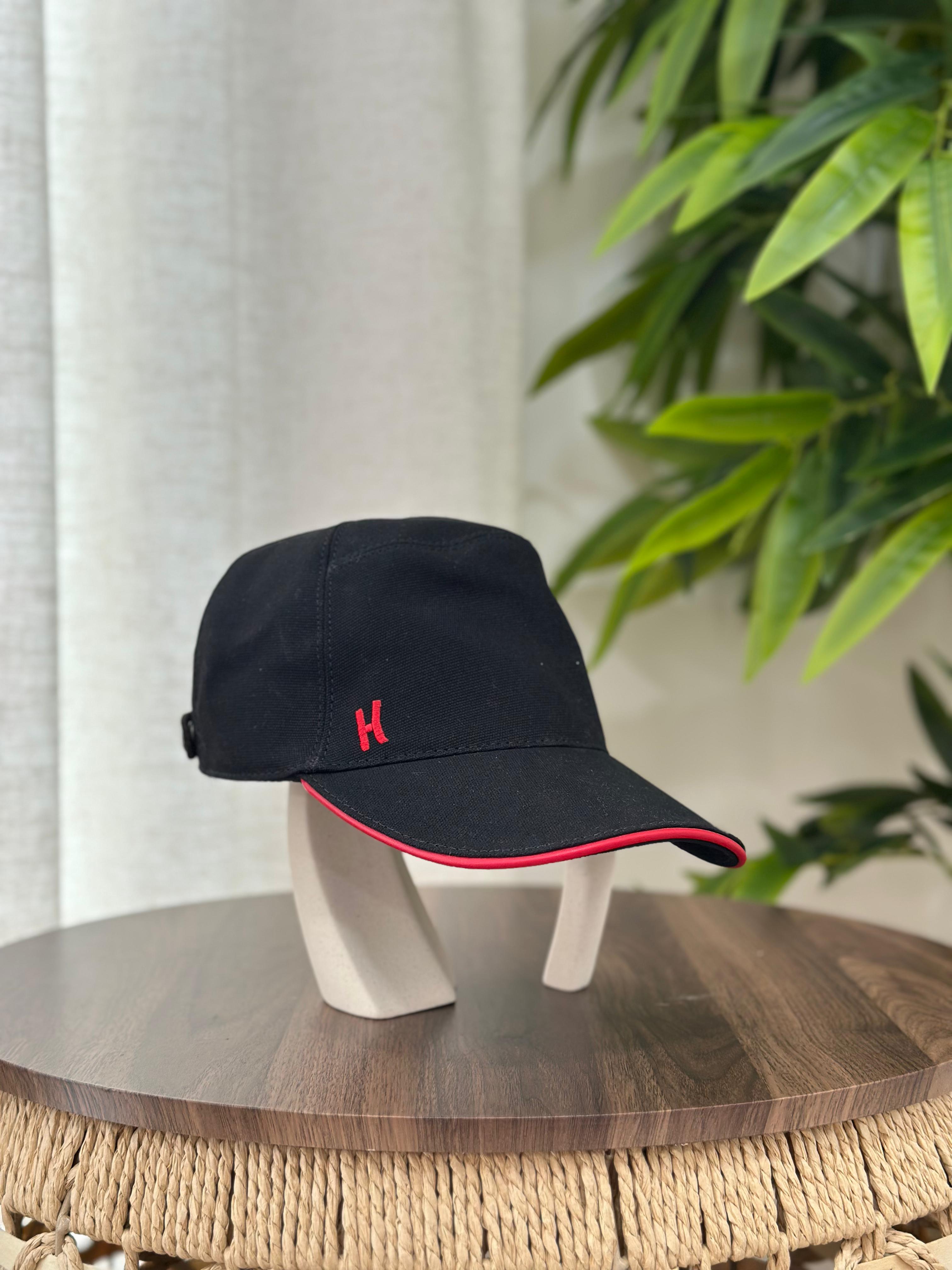 Hermès Nevada Baseball Cap (Black/Red)