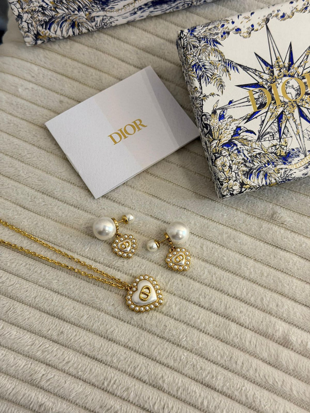 Dior Dioramour Jewelry Set (Gold-Finish Metal with White Resin Pearls)