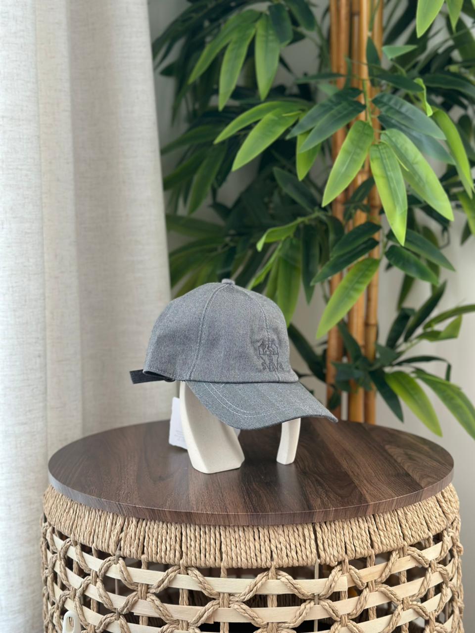 Brunello Cucinelli Embroidered Crest Wool-Silk Baseball Cap (Light Grey)