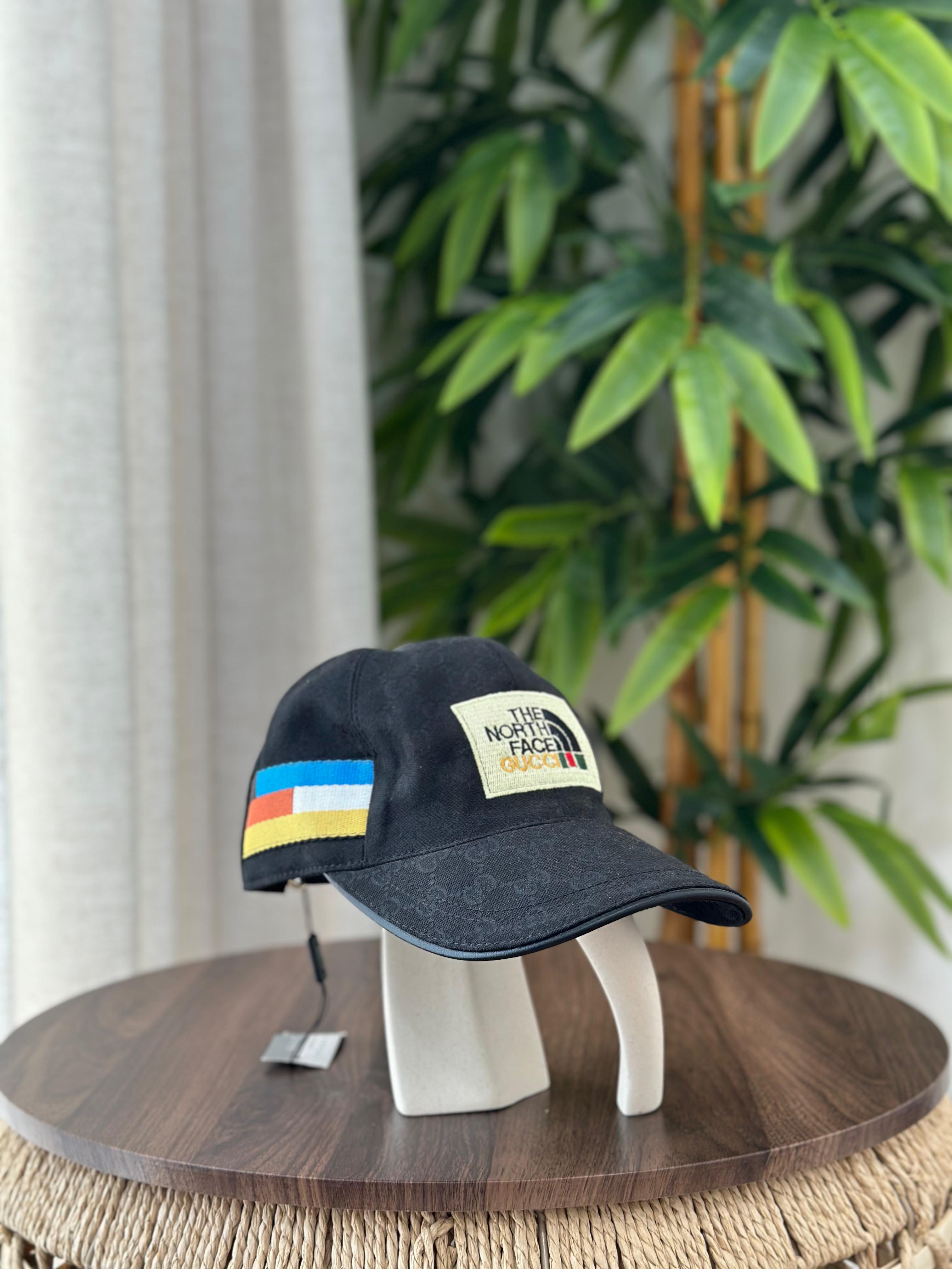 The North Face x Gucci Canvas Baseball Hat (Black)