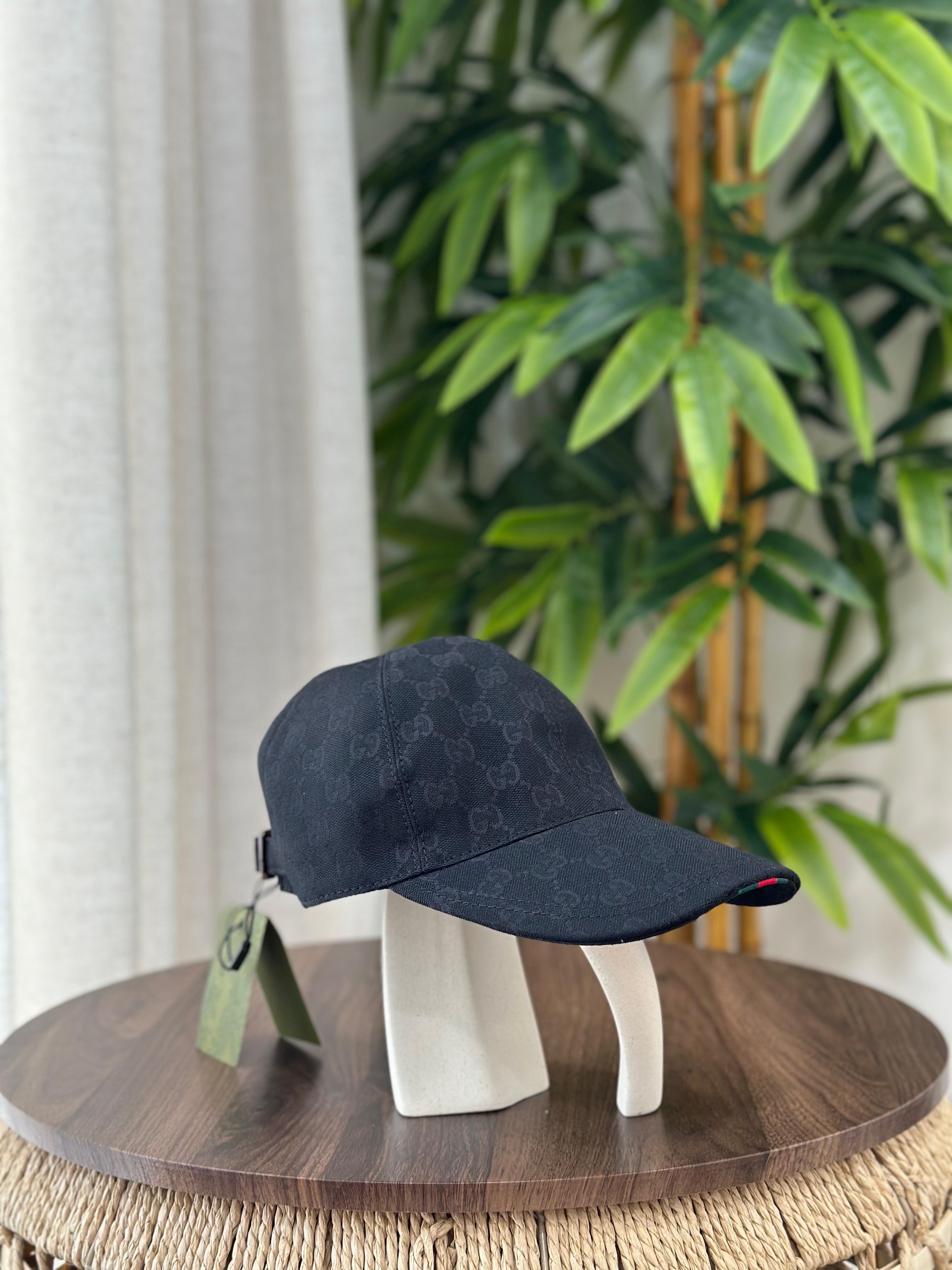 Gucci GG Canvas Baseball Hat (Black)