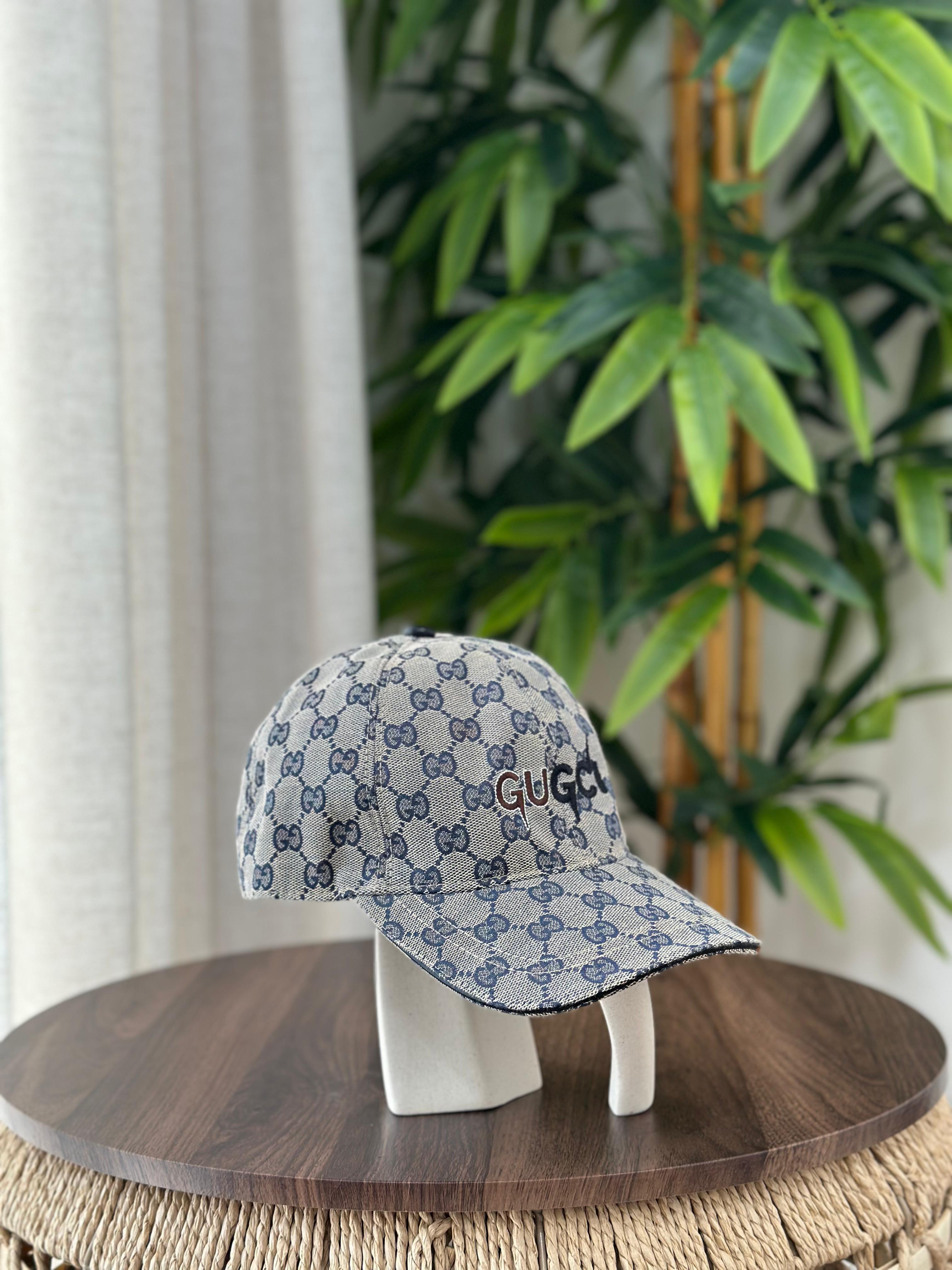 Gucci GG Canvas Baseball Hat with Script Logo (Beige/Blue)