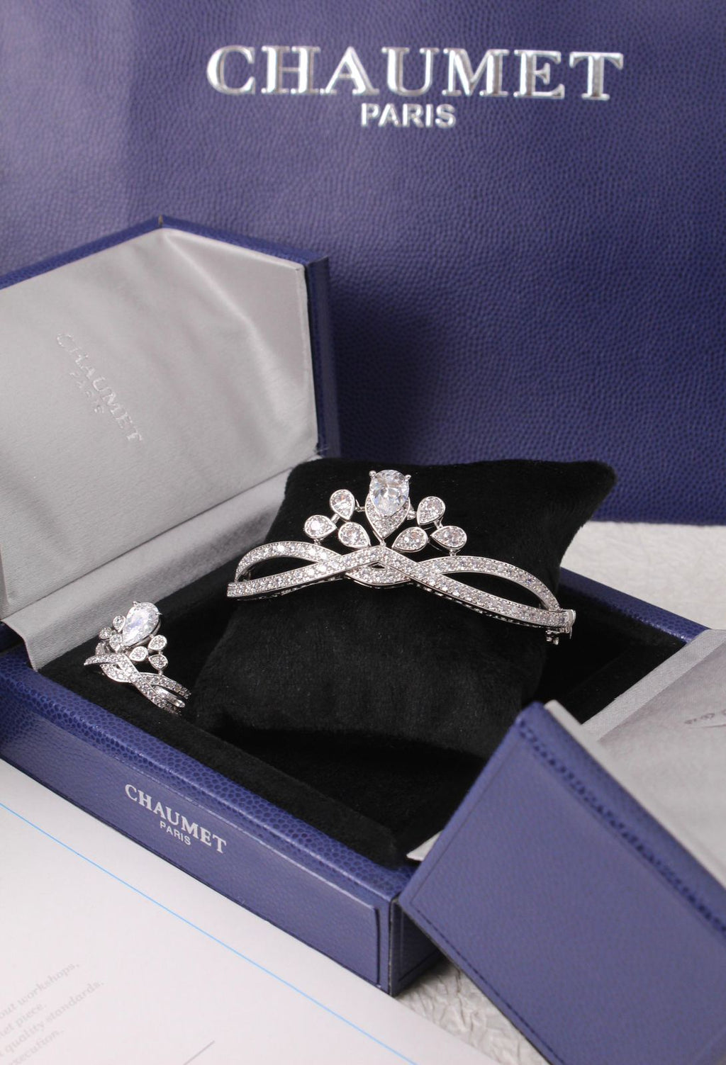 Chaumet Joséphine Aigrette Impériale Jewelry Set (White Gold and Diamonds)