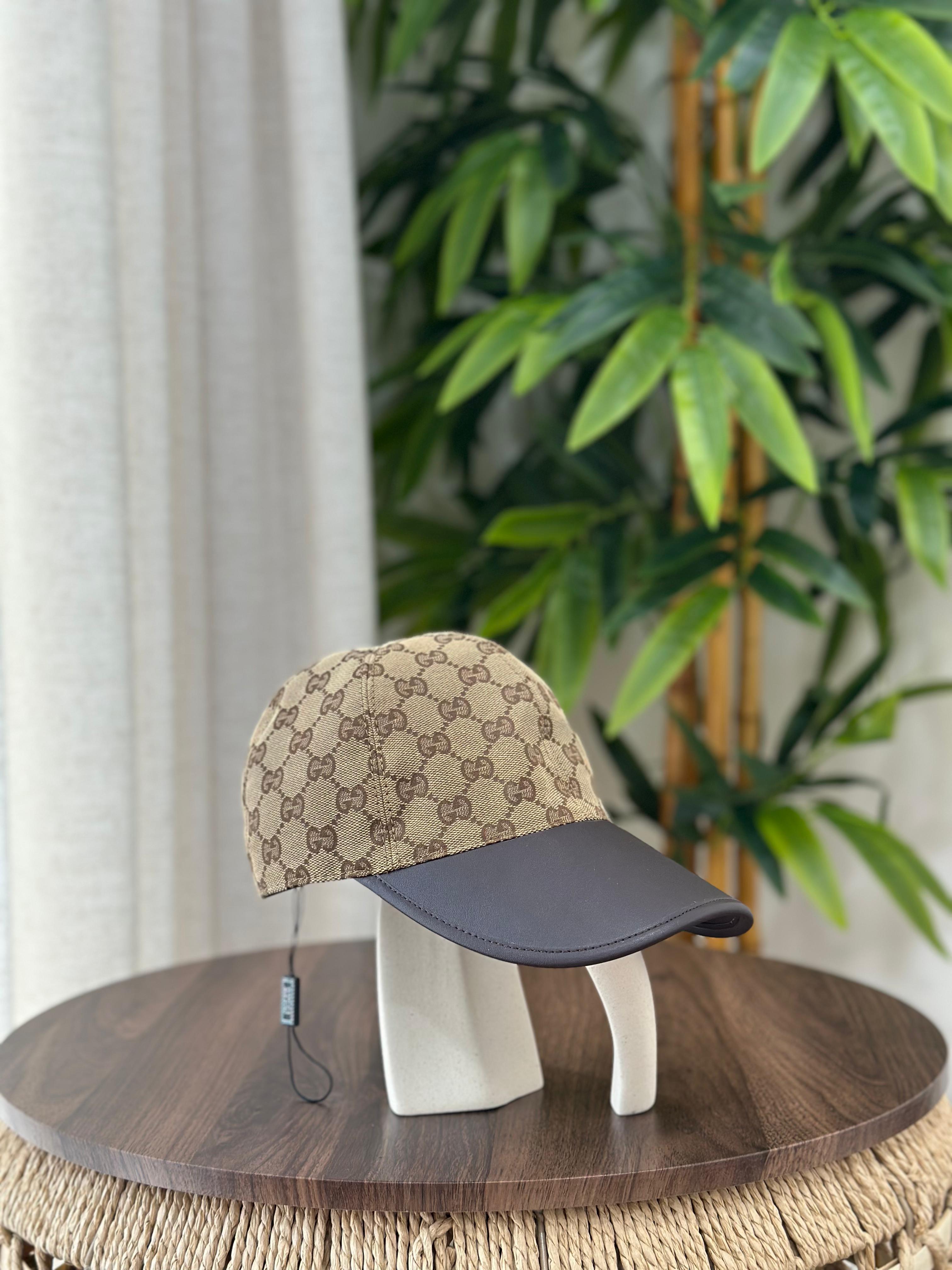 Gucci GG Canvas Baseball Hat with Leather Visor (Beige/Ebony & Brown)
