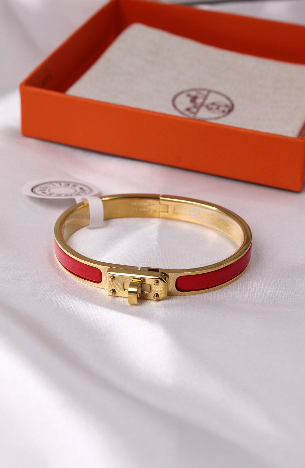 Hermès Kelly Enamel Bracelet (Rouge Casaque)