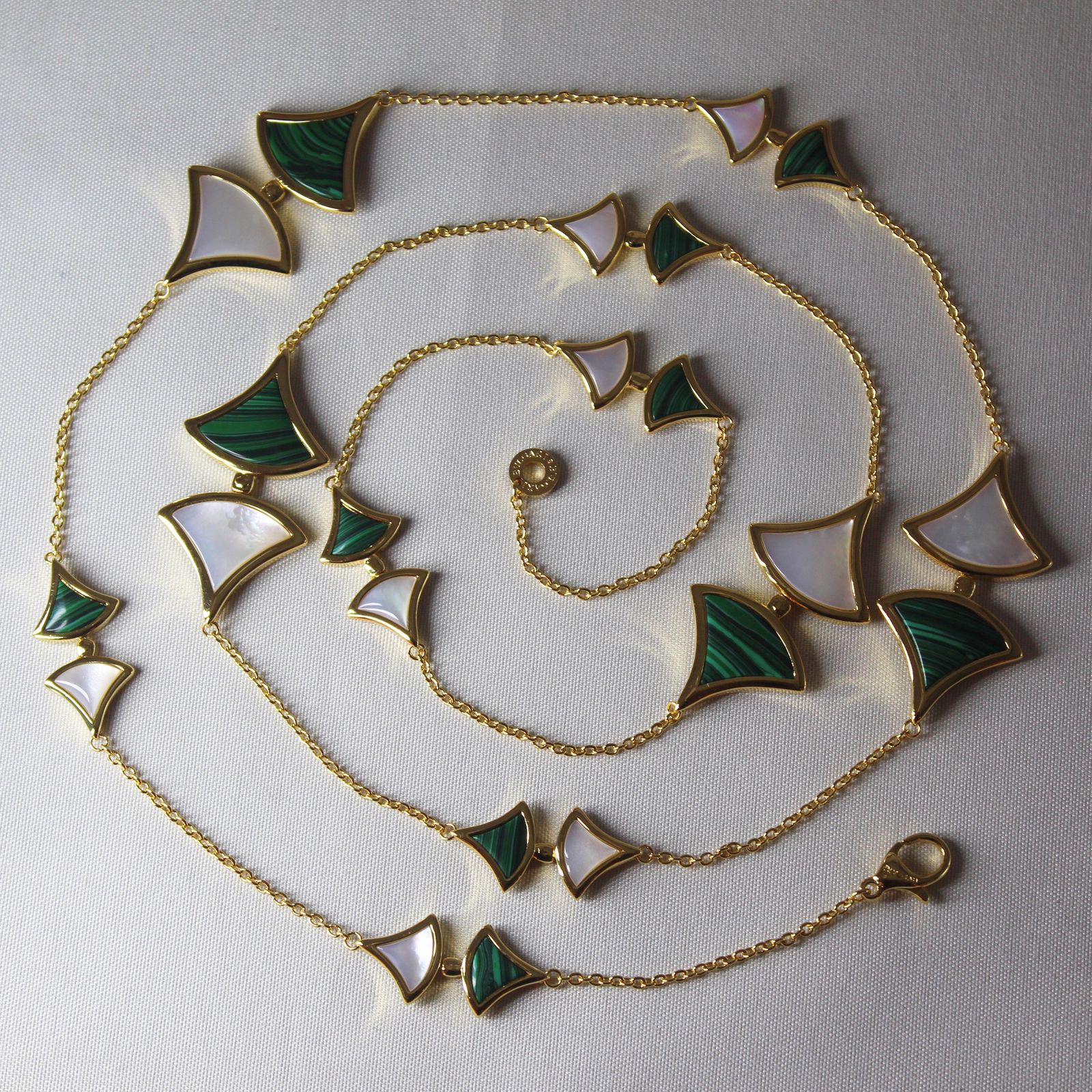 Bulgari Divas' Dream Jewelry Set (Malachite and Mother-of-Pearl)