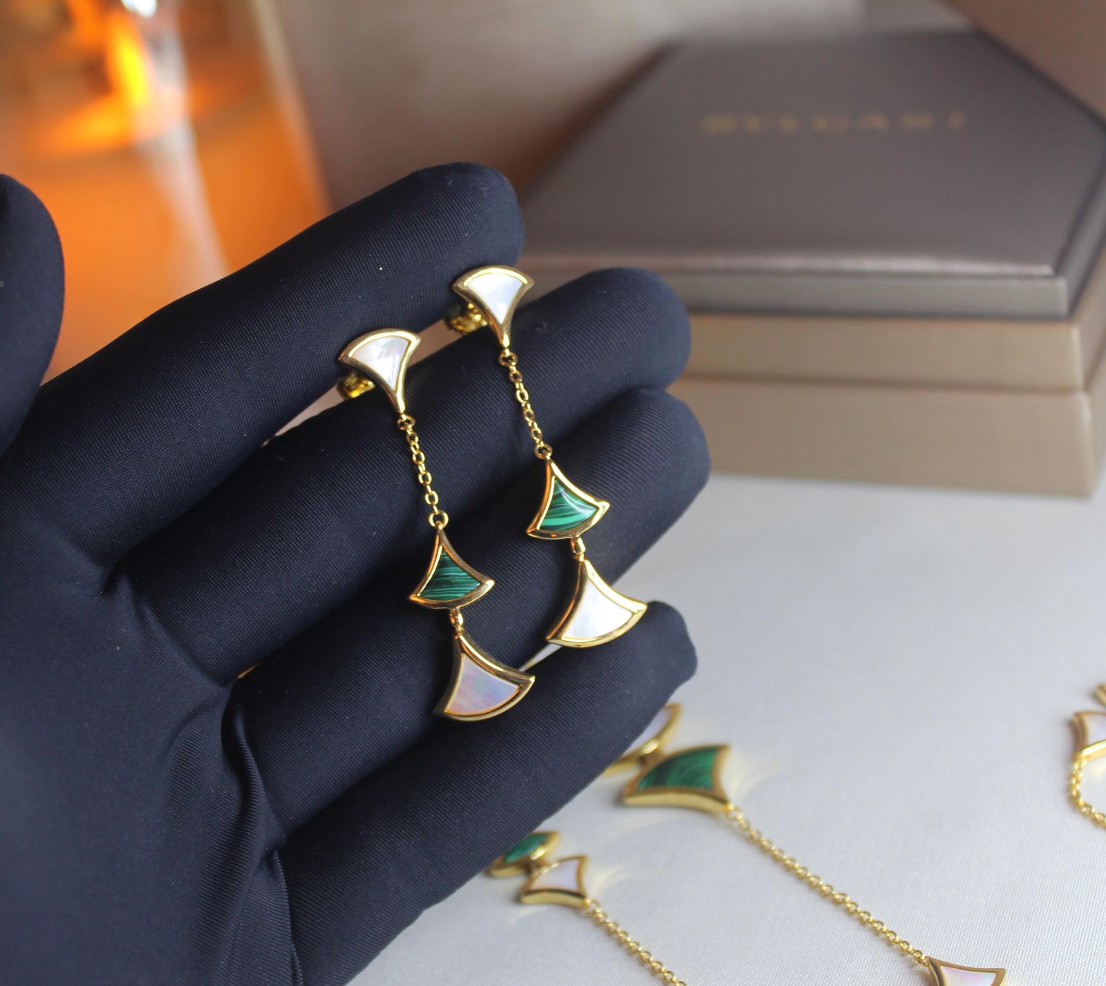Bulgari Divas' Dream Jewelry Set (Malachite and Mother-of-Pearl)