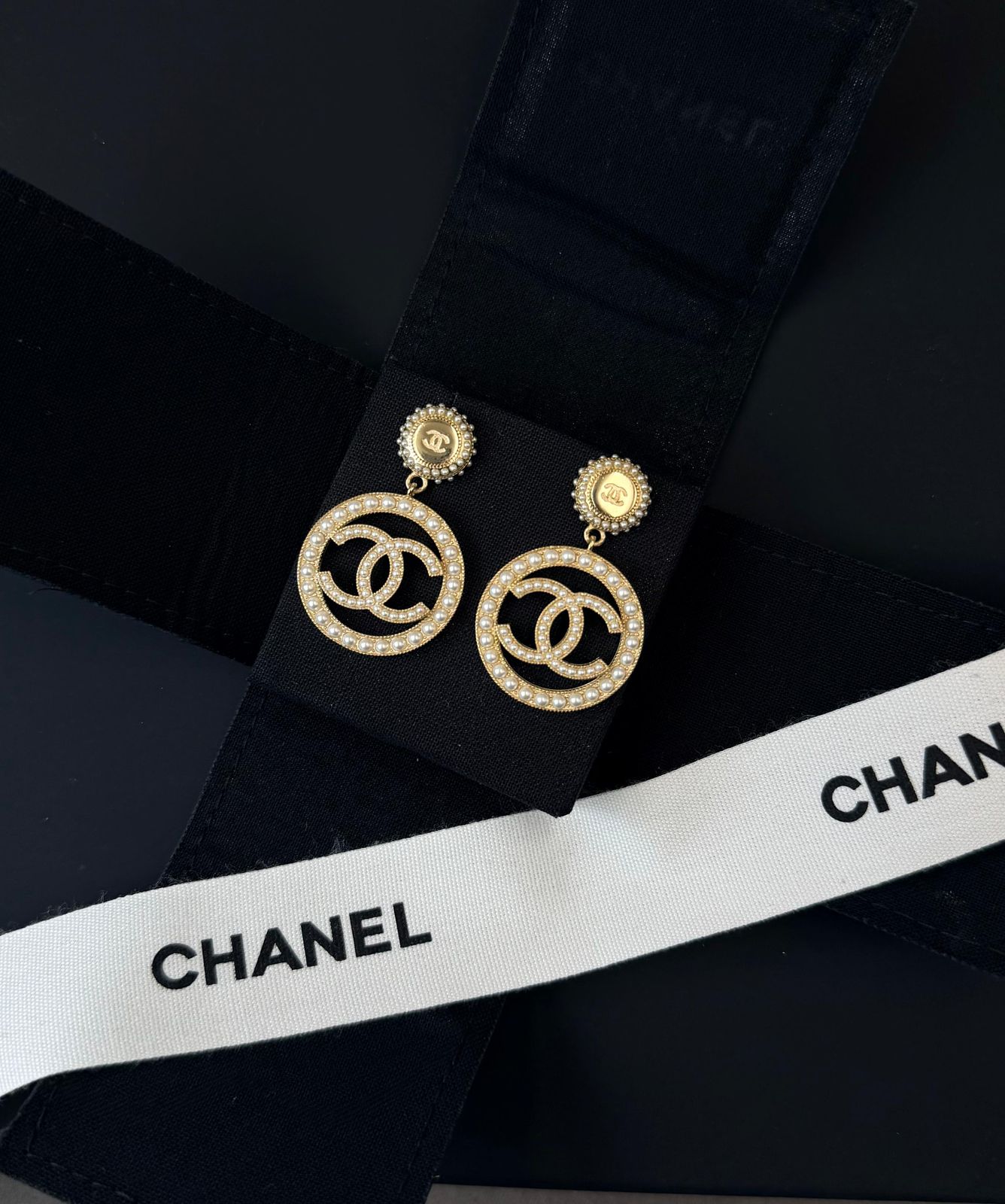 Chanel Round CC Pearl Drop Earrings (Gold / Pearly White)