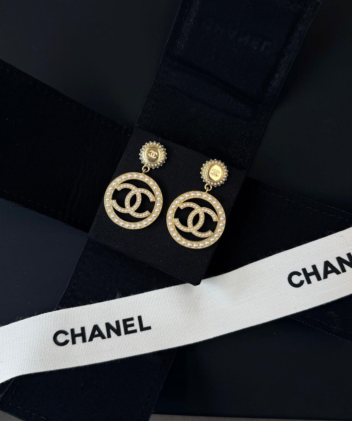 Chanel Round CC Pearl Drop Earrings (Gold / Pearly White)