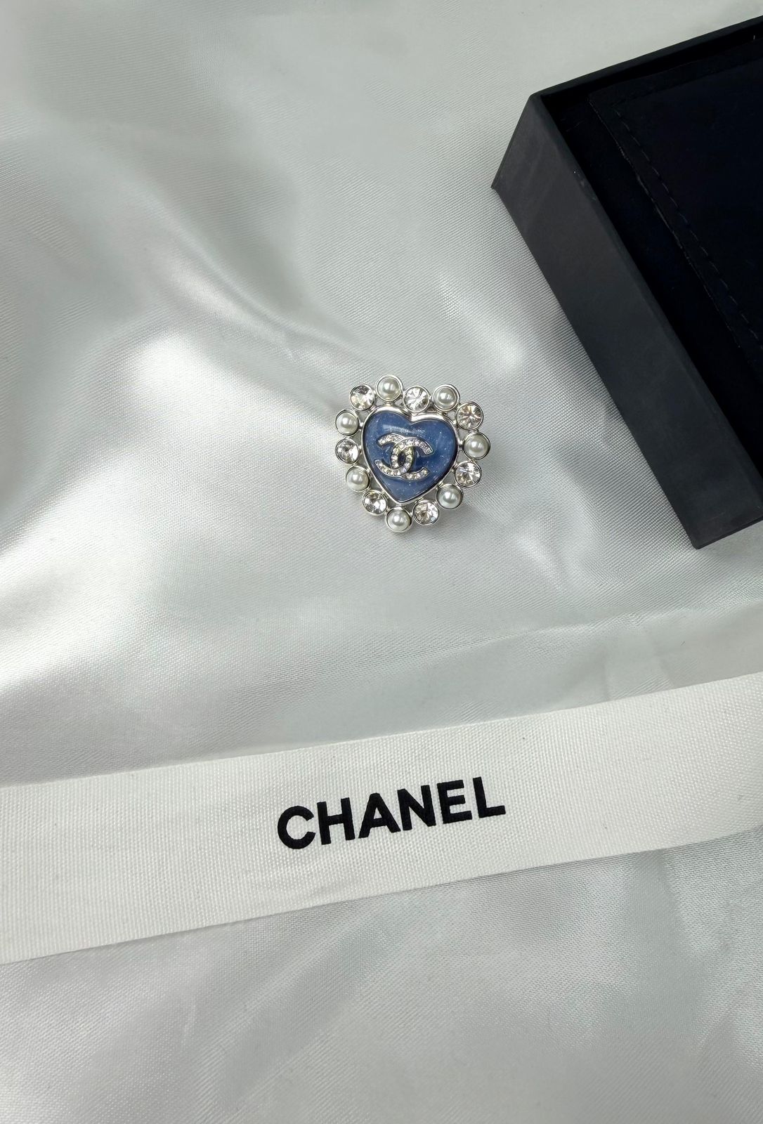 Chanel Heart CC Brooch (Silver / Blue / Pearly White)