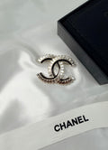 Chanel CC Baguette Crystal & Black Enamel Brooch (Gold/Black)