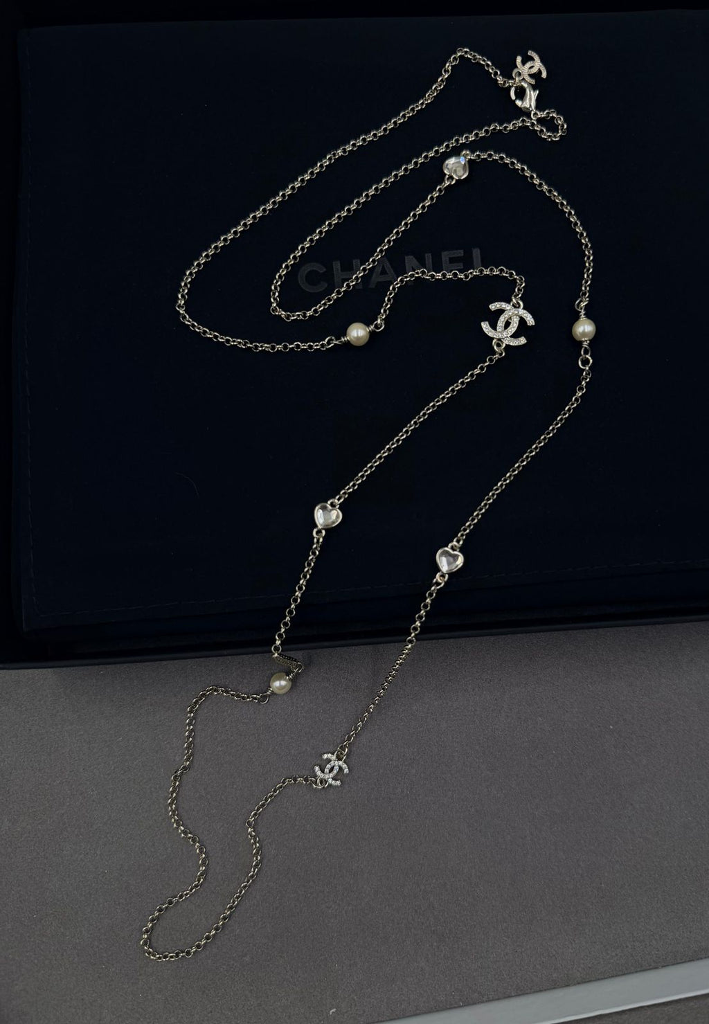 Chanel CC Heart & Pearl Long Sautoir Necklace (Gold/White/Crystal)