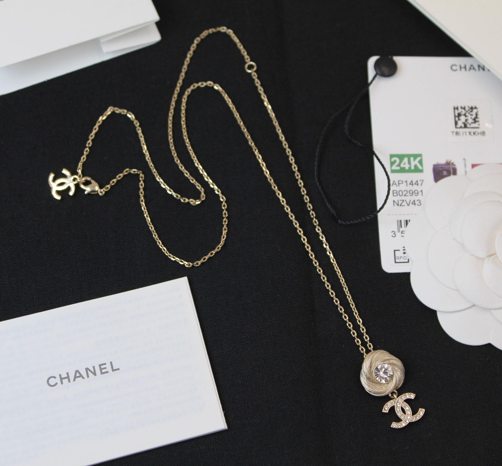 Chanel CC Camellia Swirl Jewelry Set (Champagne Gold/Crystal)